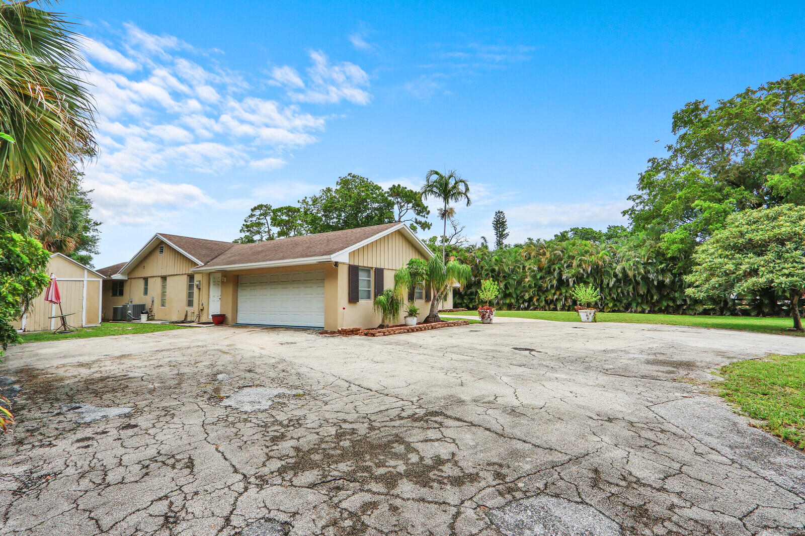 Palm Beach Gardens photo 3