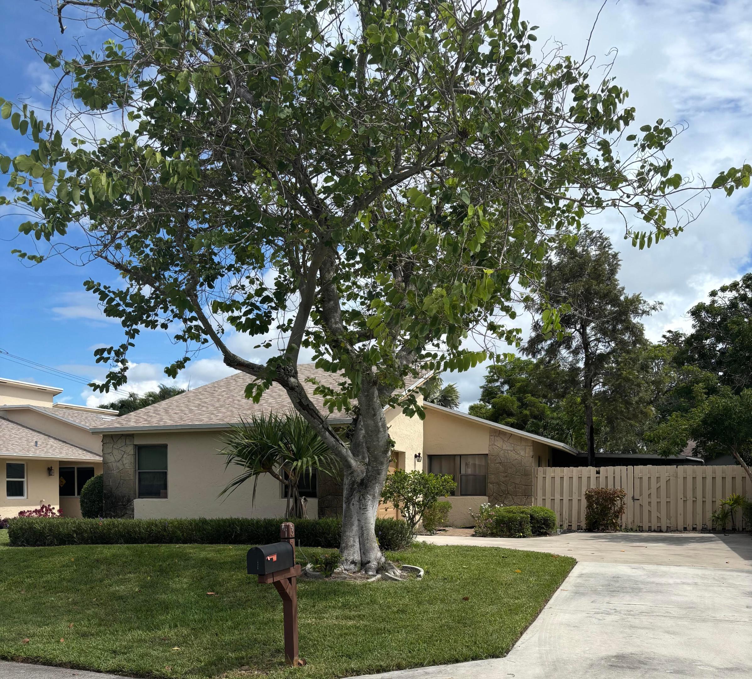 Delray Beach photo 1