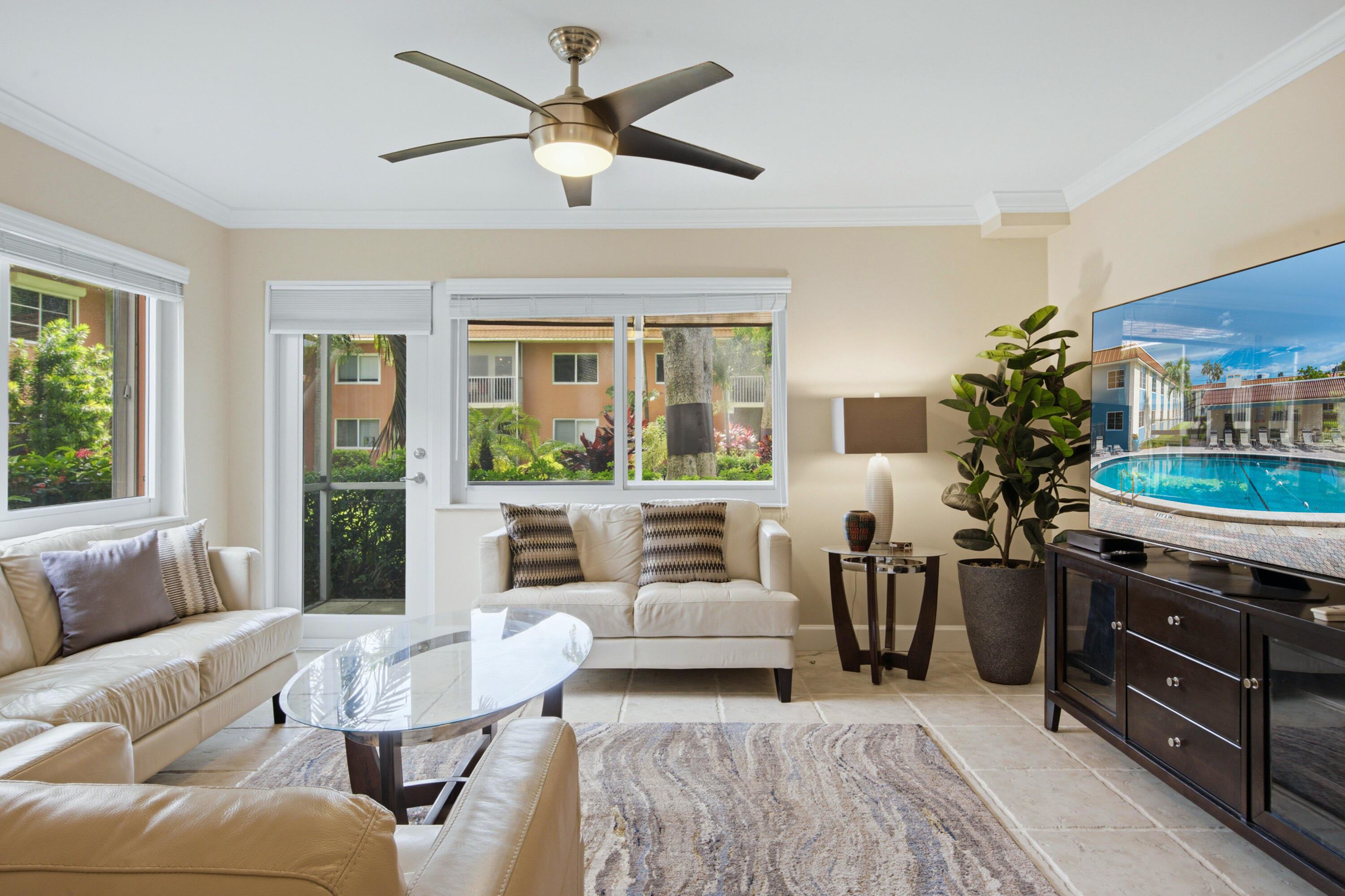 Wilton Manors photo 4