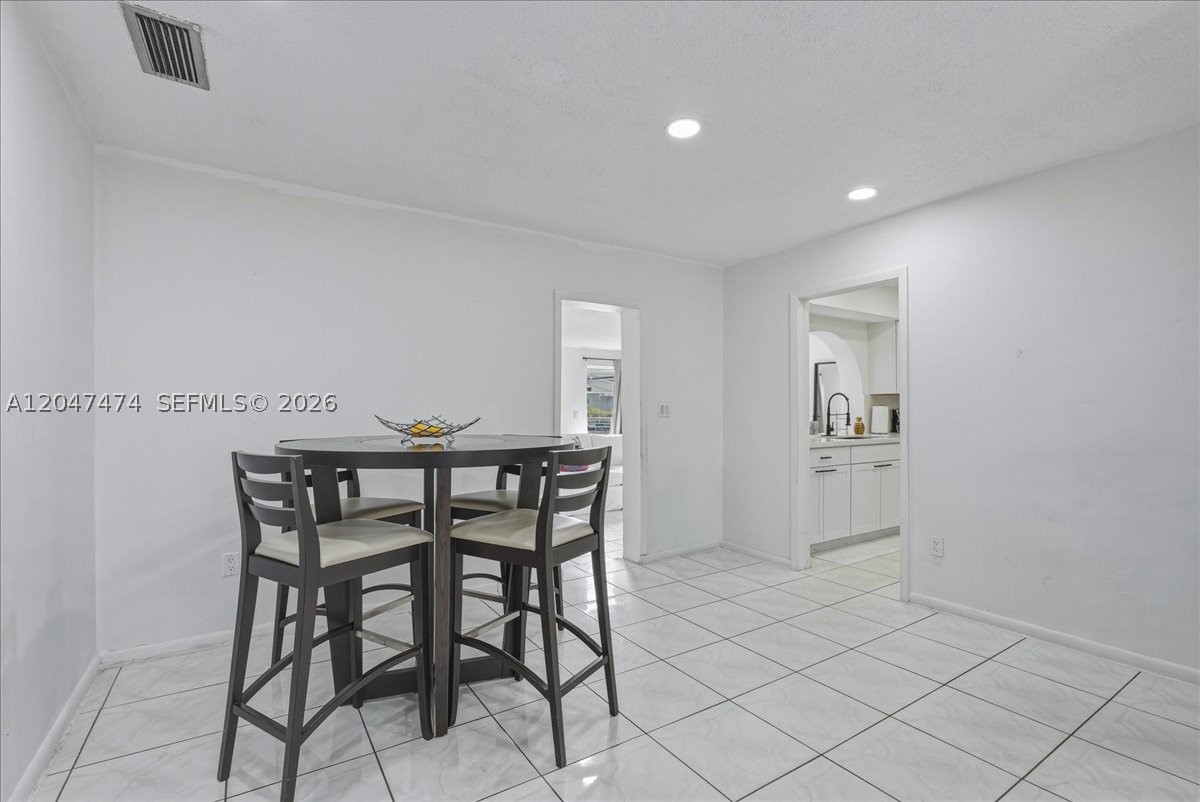 Hialeah photo 5