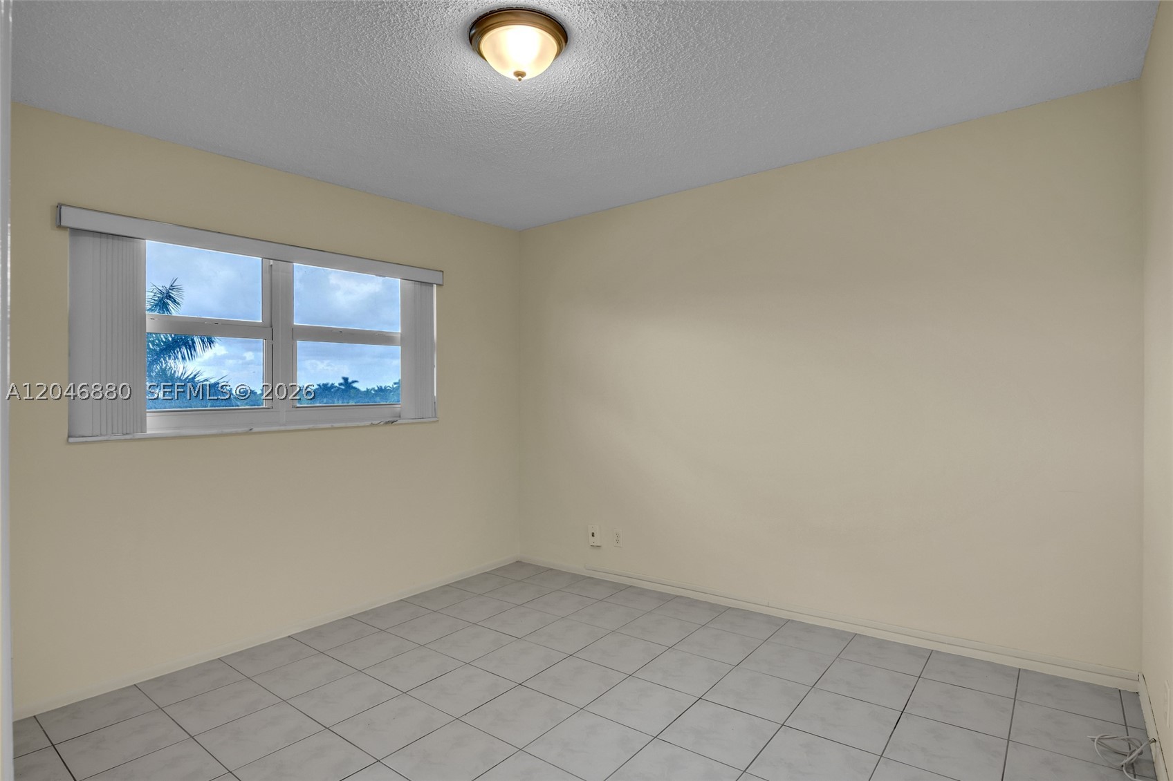 Hallandale Beach photo 4