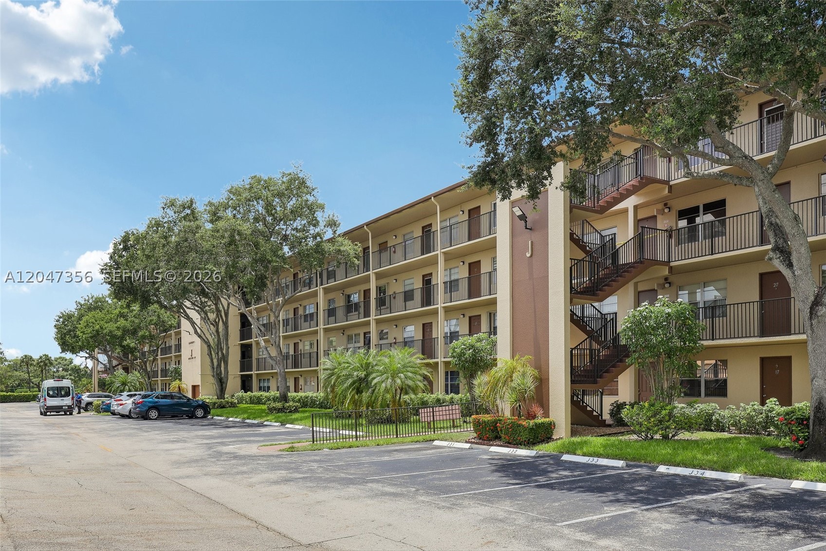Pembroke Pines photo 1