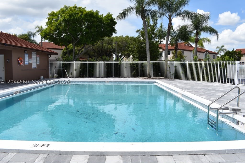 Pembroke Pines photo 2