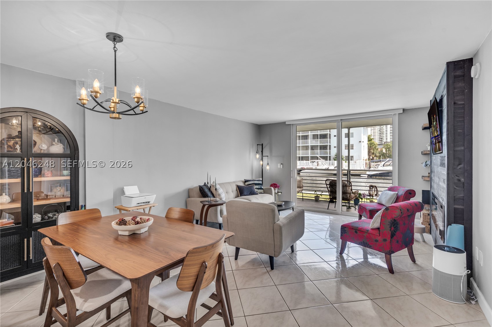 North Miami Beach photo 1