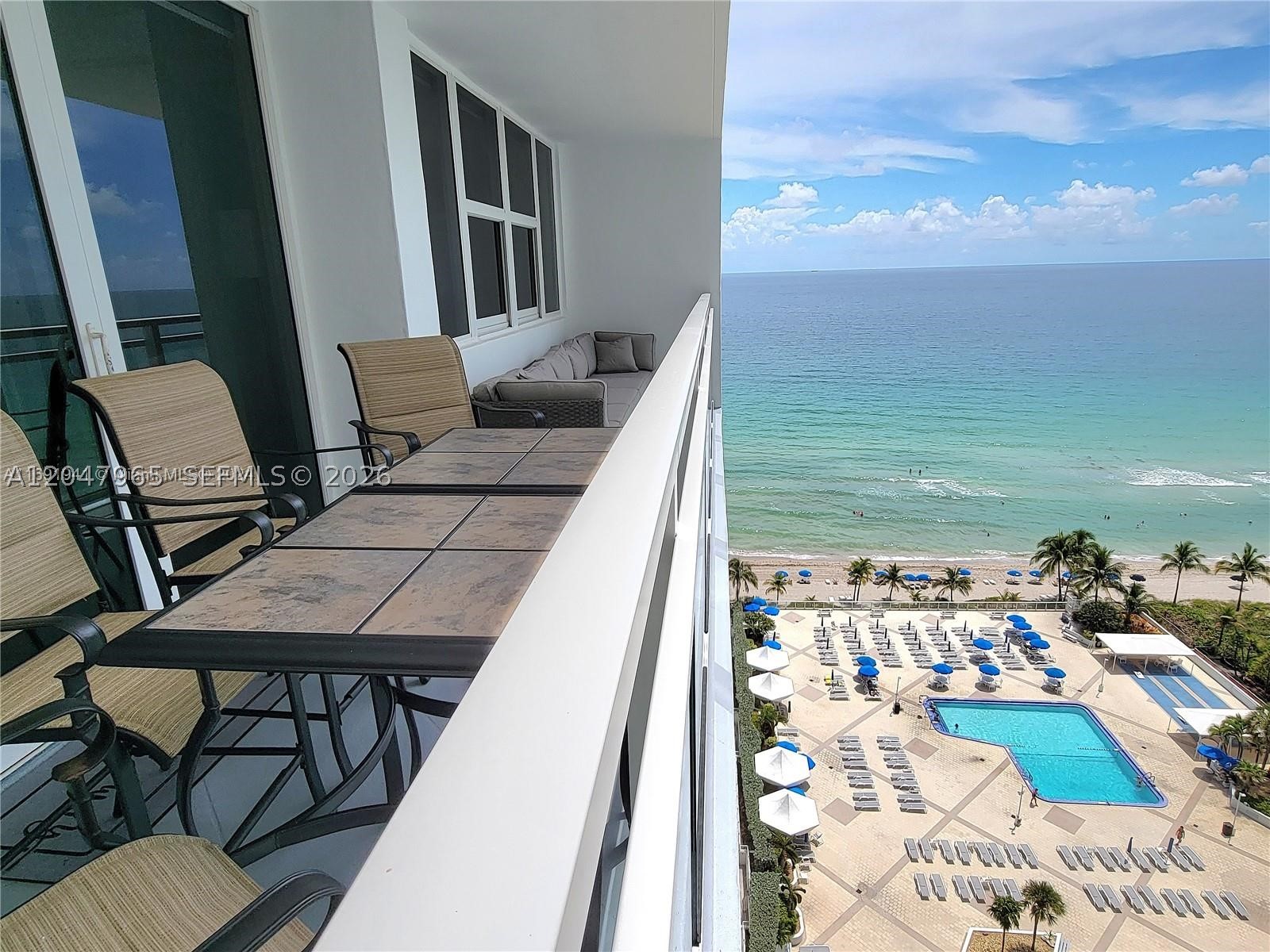 Hallandale Beach photo 1