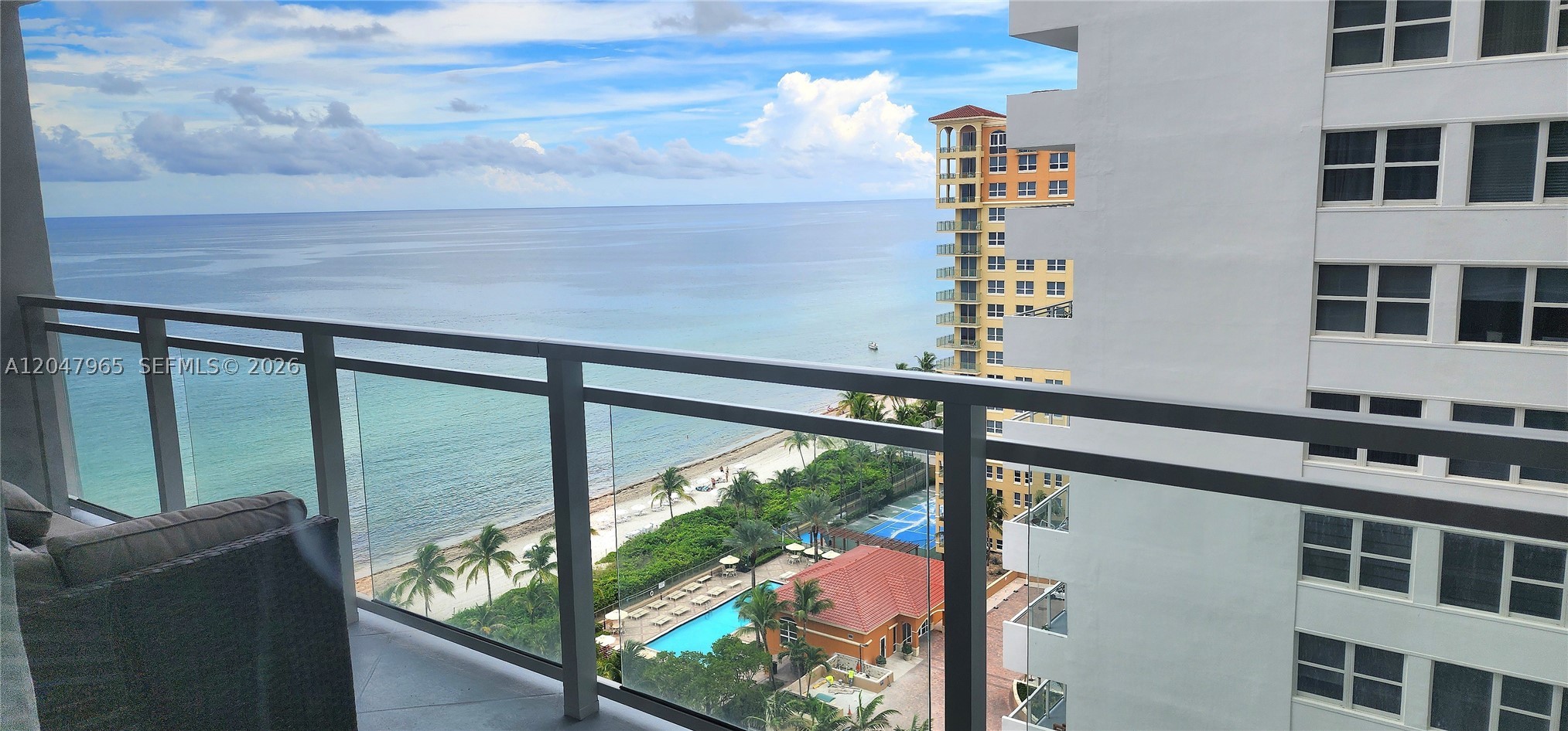 Hallandale Beach photo 2