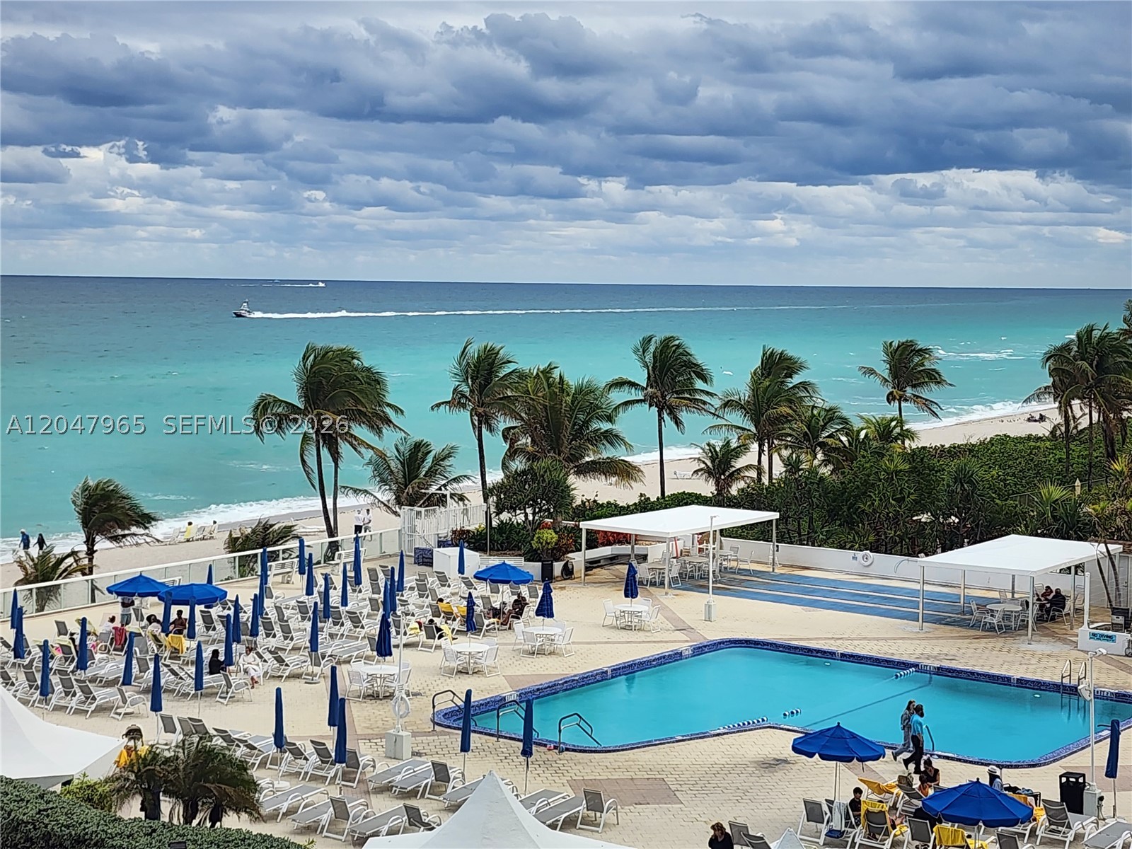 Hallandale Beach photo 4