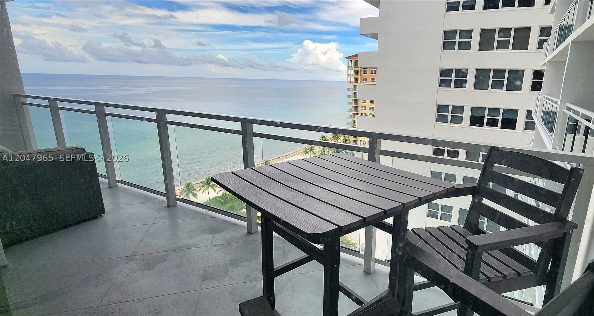 Hallandale Beach photo 3
