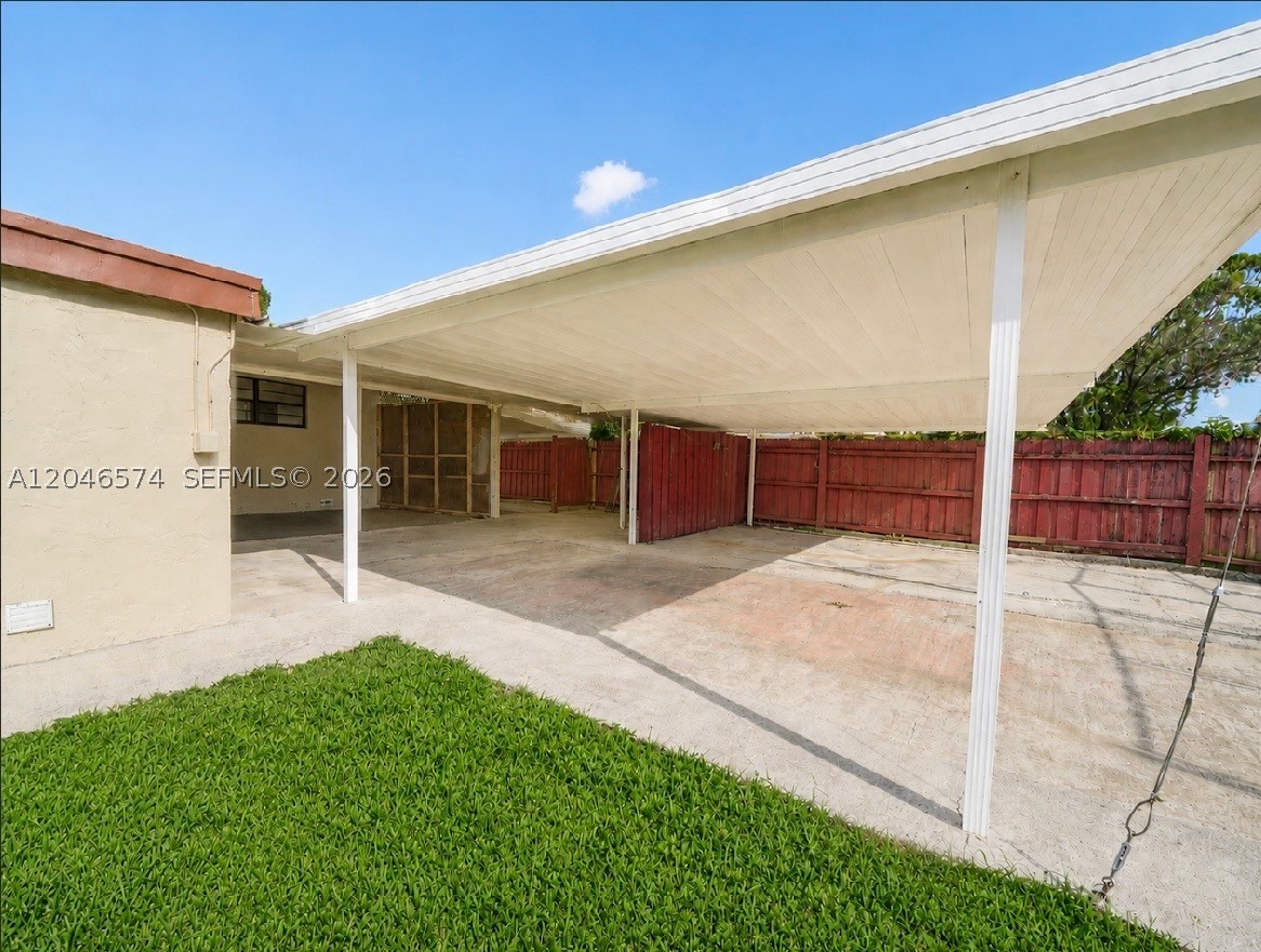 Miami Gardens photo 2