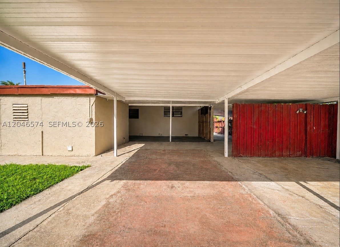 Miami Gardens photo 3