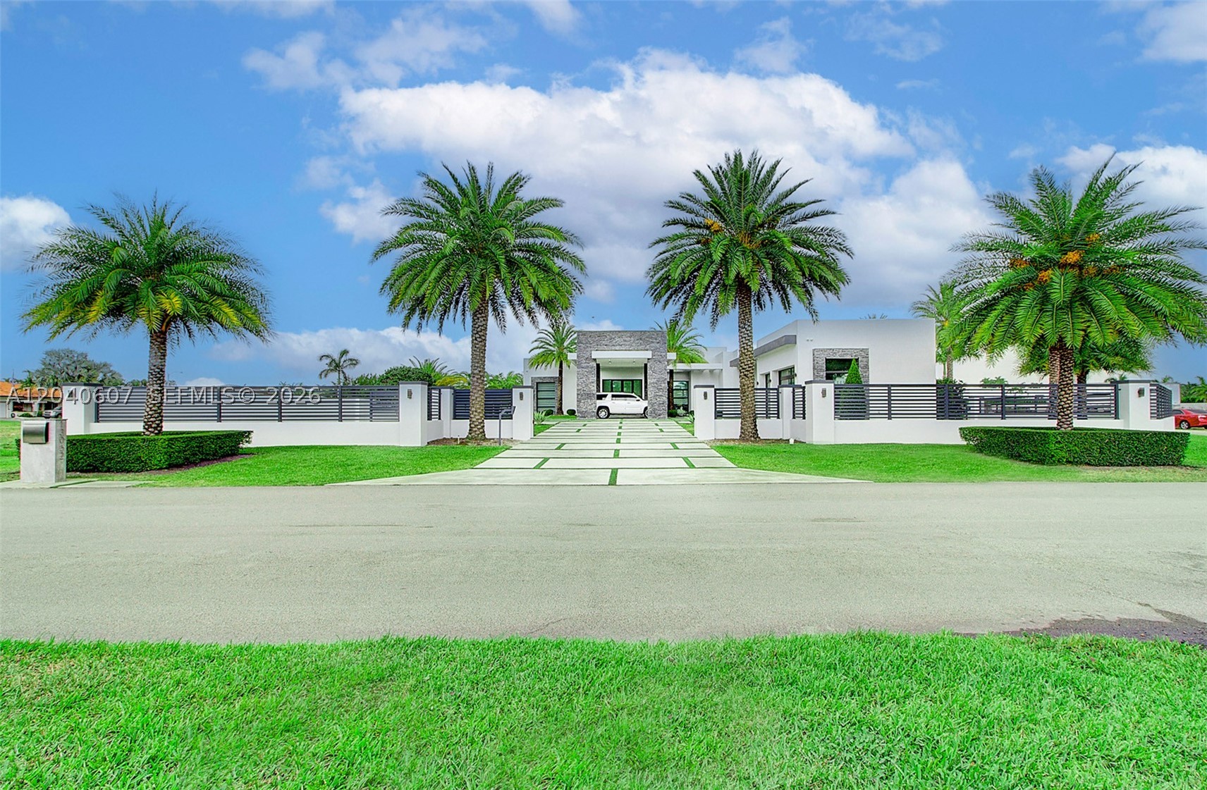 Hialeah Gardens photo 2
