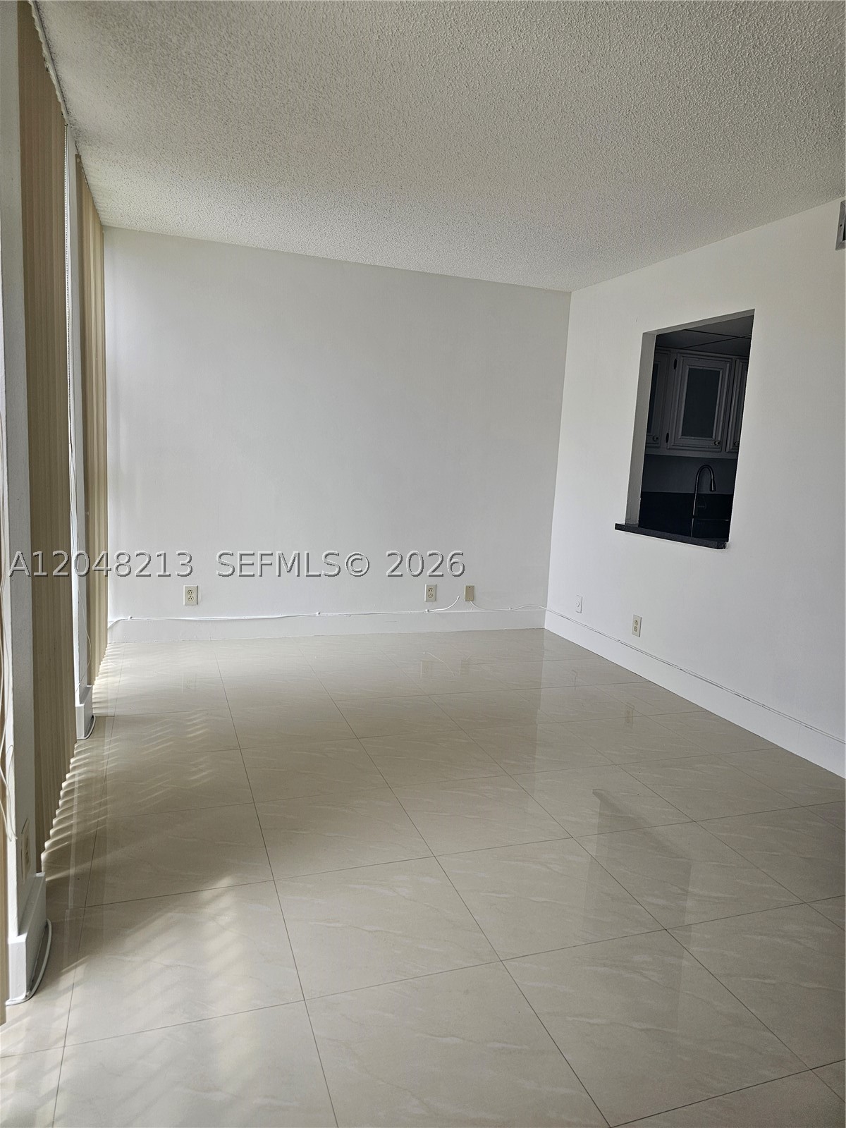 Hallandale Beach photo 2