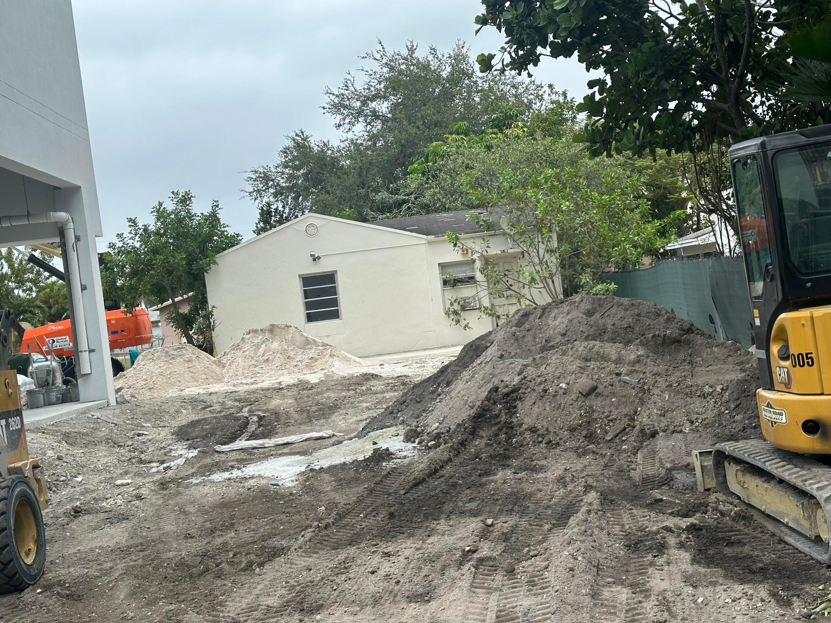 Hallandale Beach photo 3