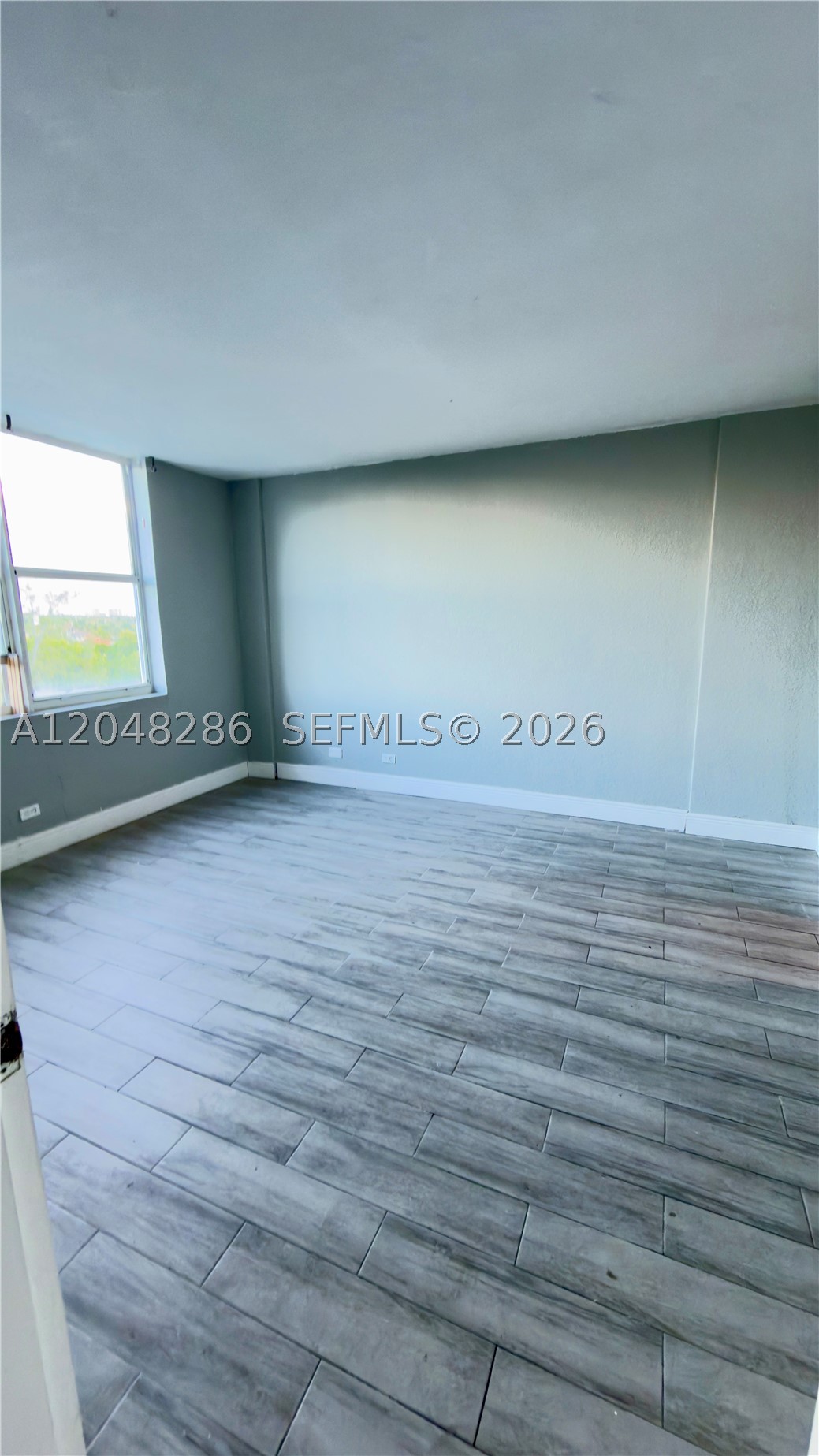 North Miami Beach photo 3