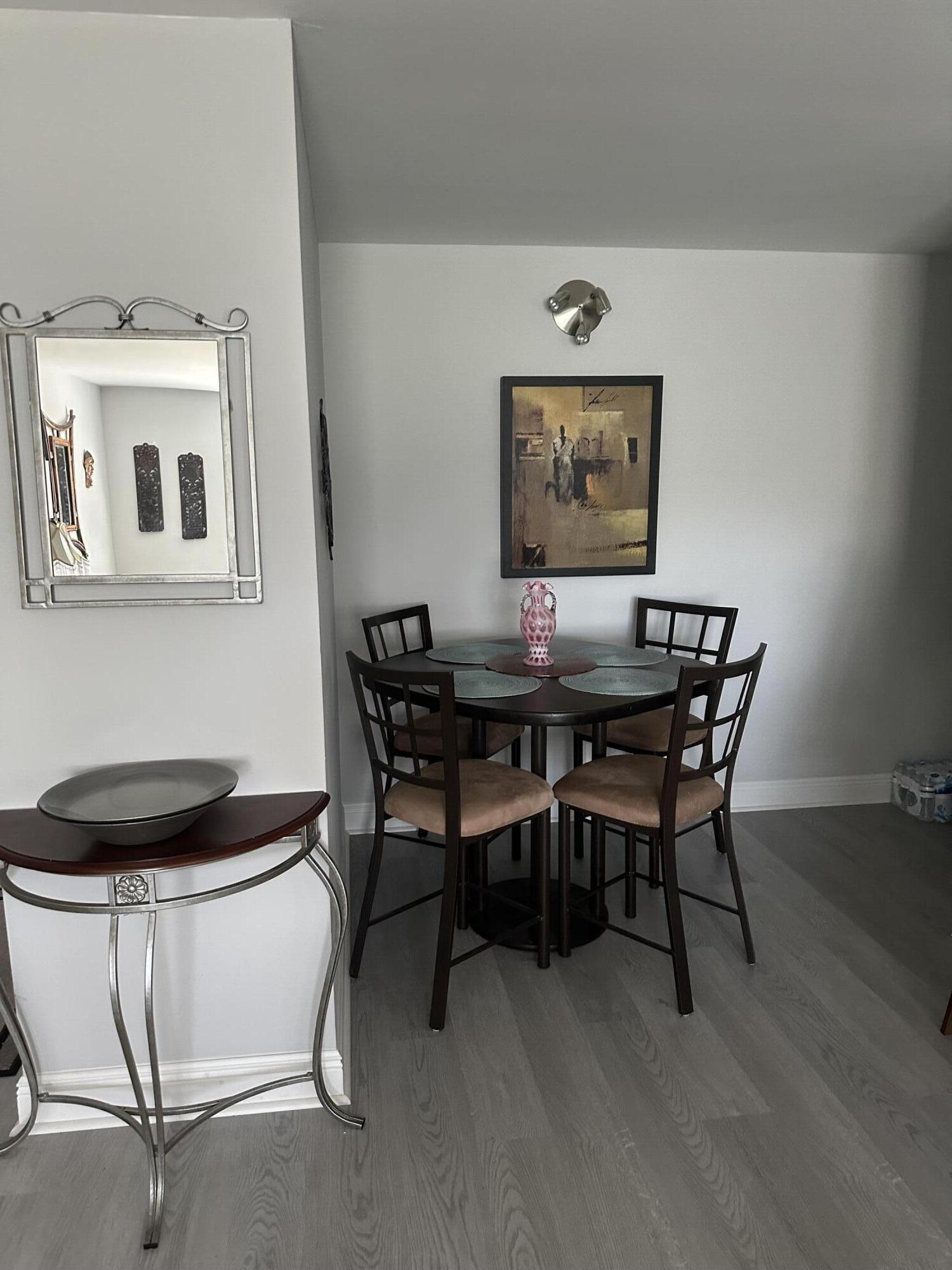 Wilton Manors photo 5