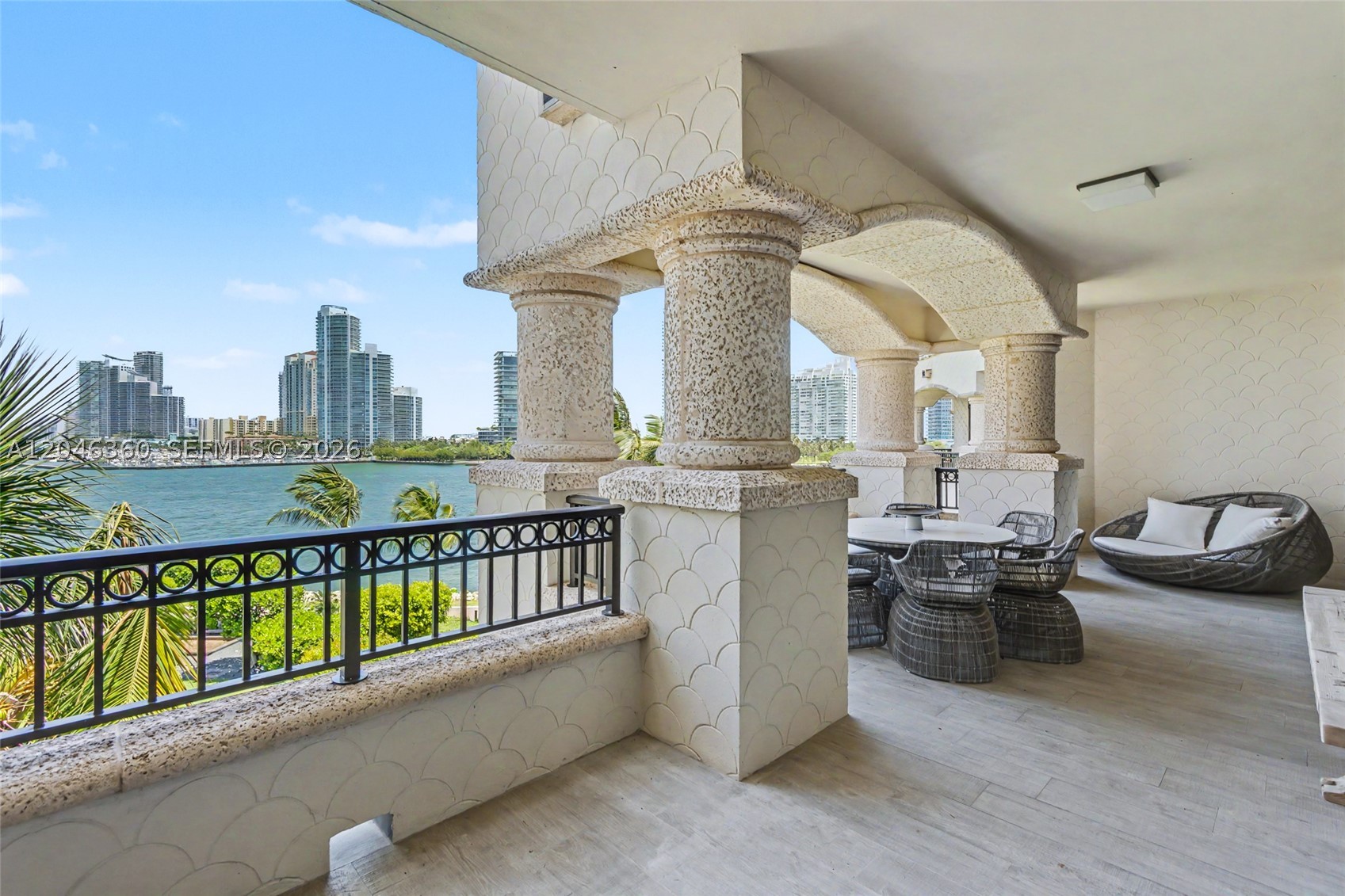 Miami Beach photo 1