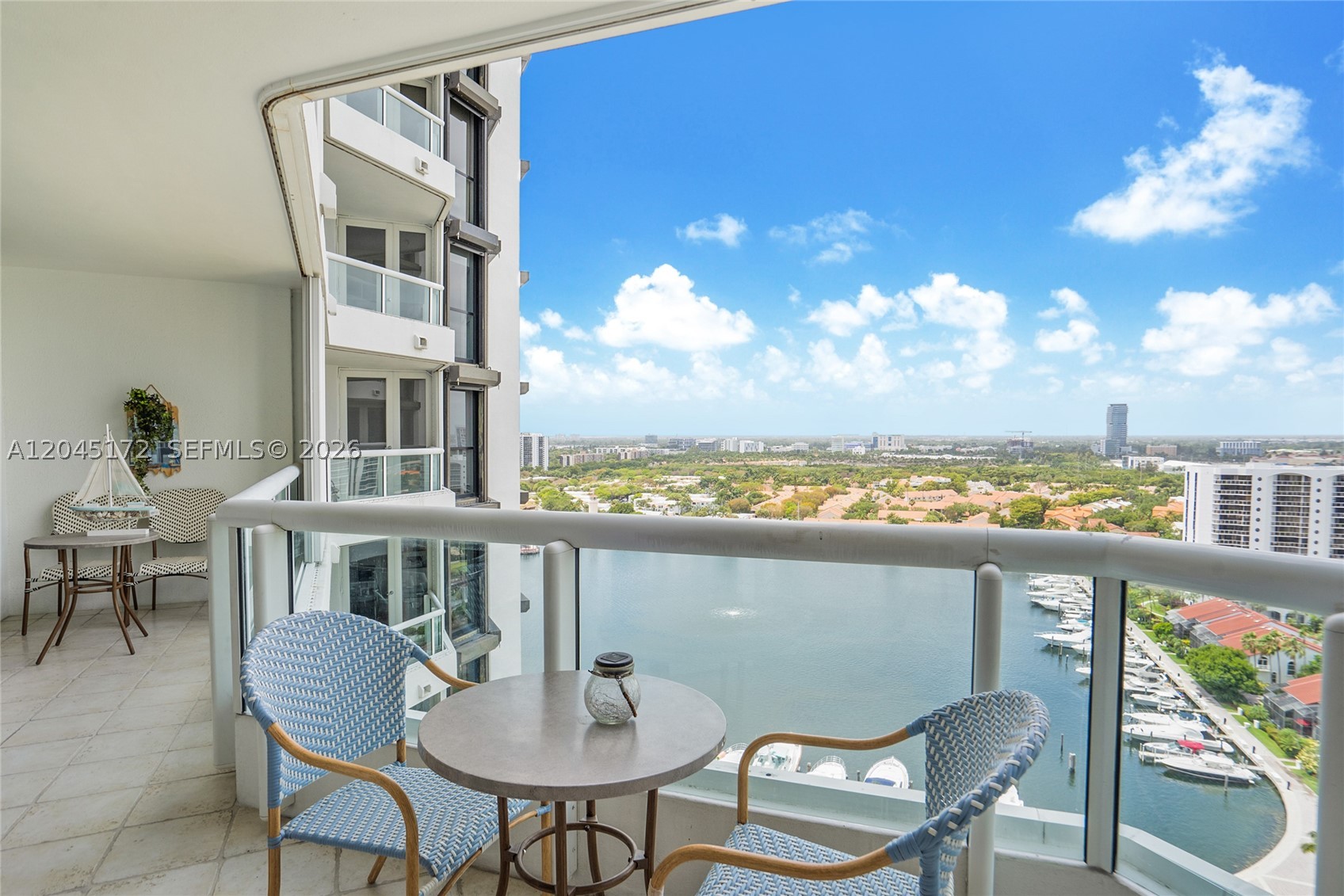 Aventura photo 5