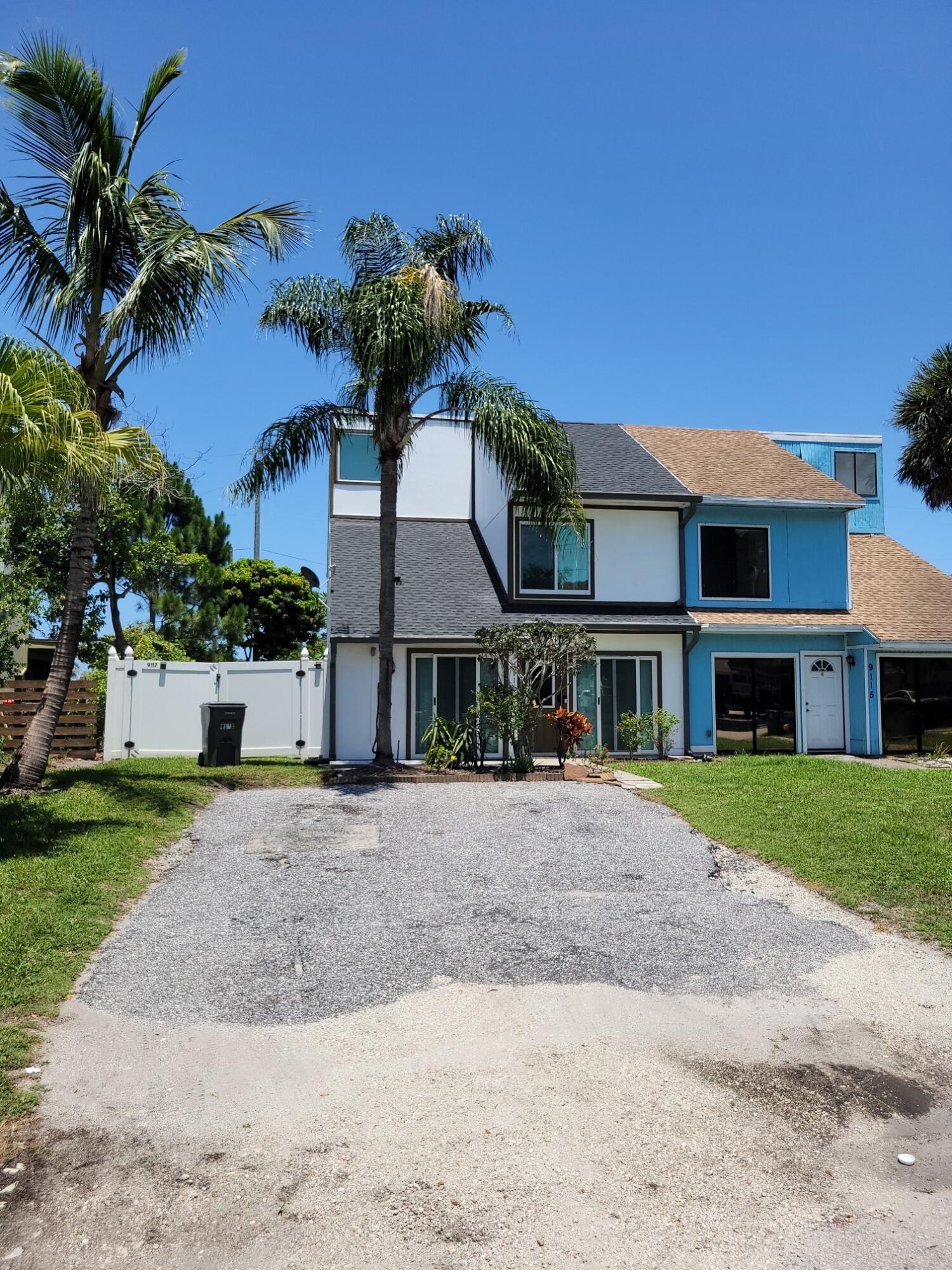 Palm Beach Gardens photo 2
