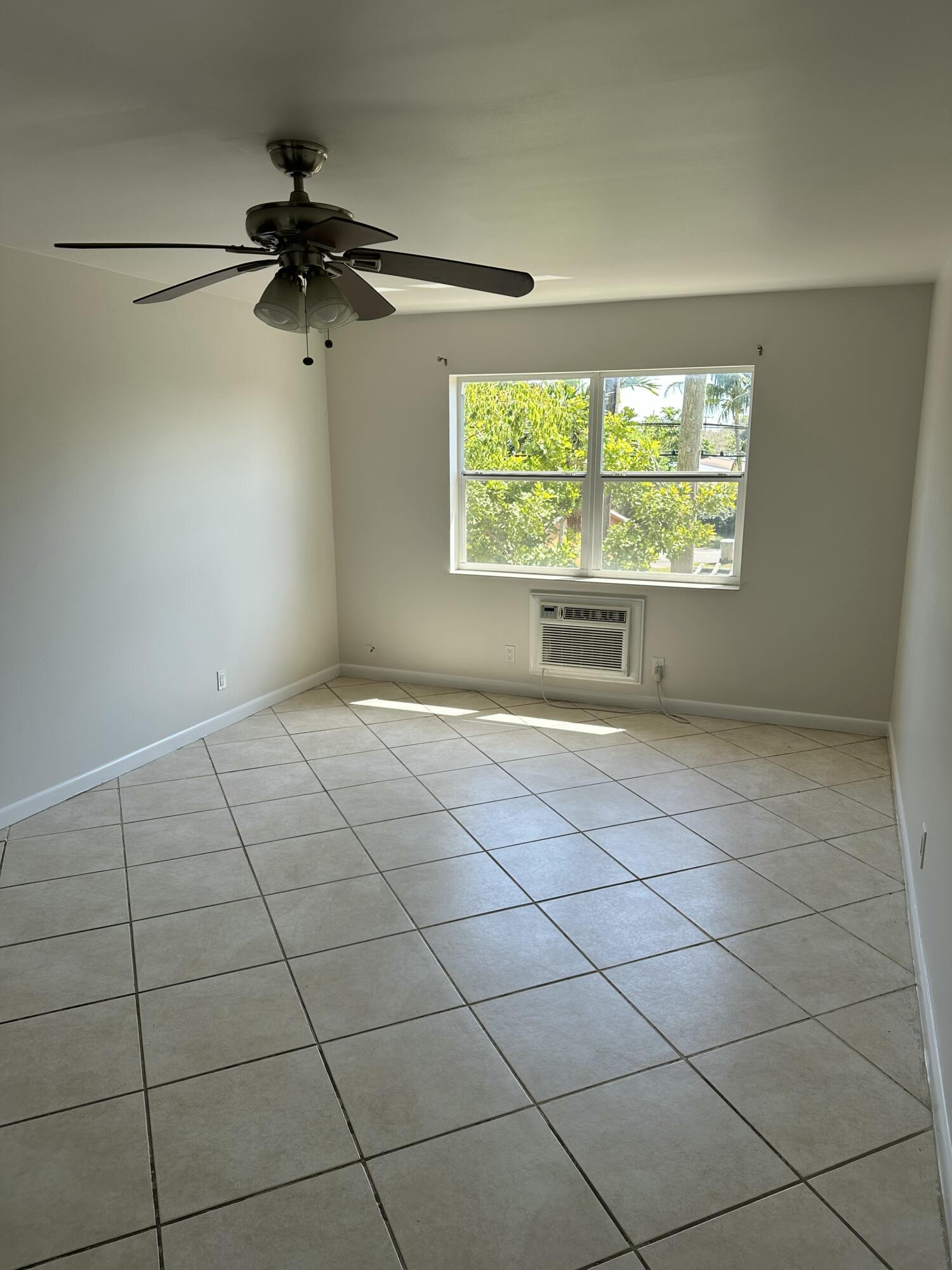Pompano Beach photo 4