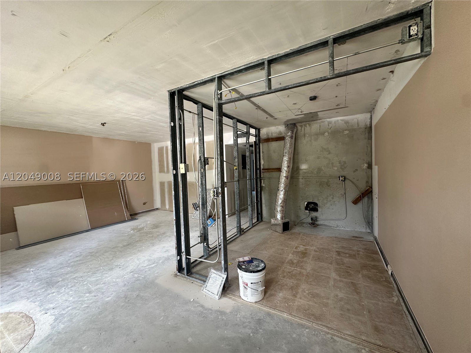Pembroke Pines photo 2