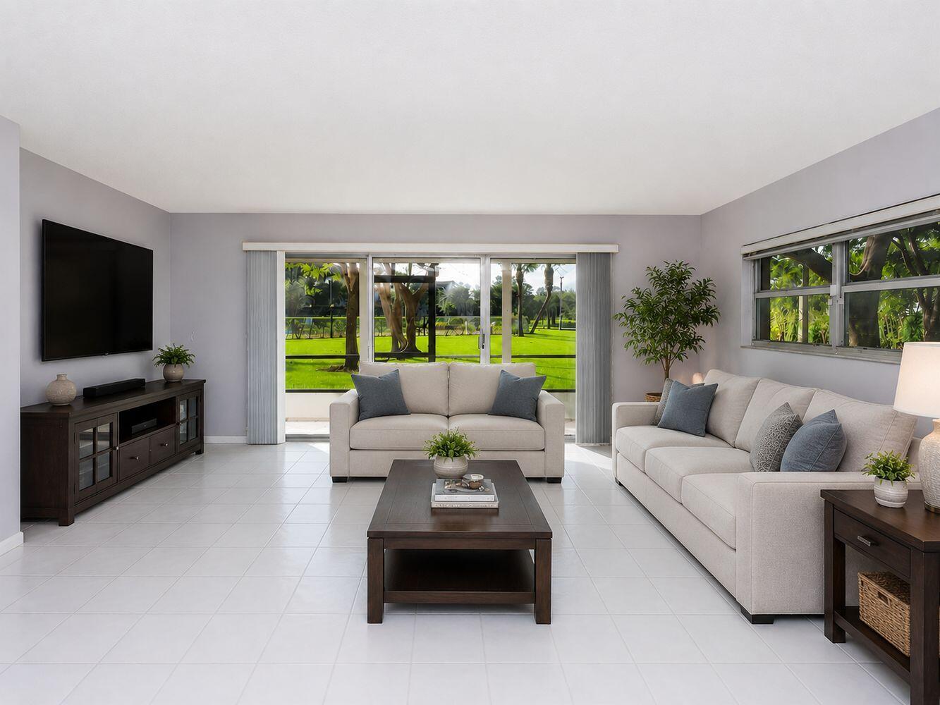Pembroke Pines photo 2