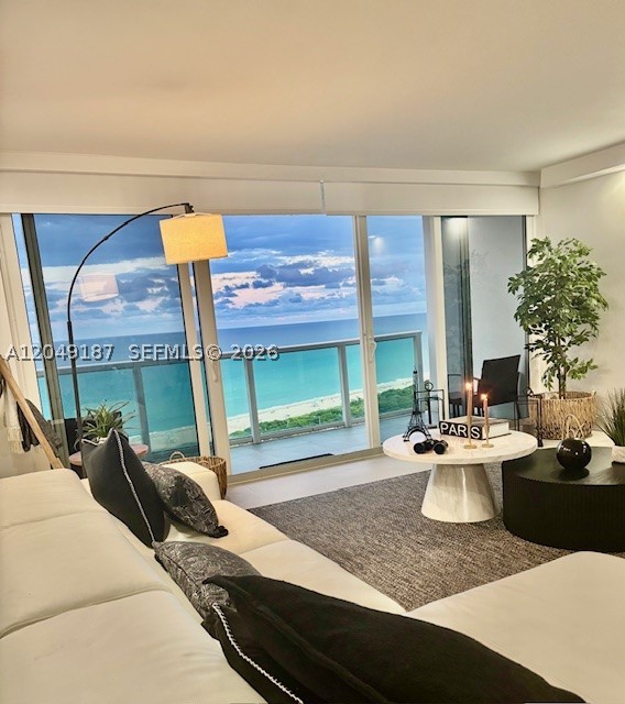Sunny Isles Beach photo 1