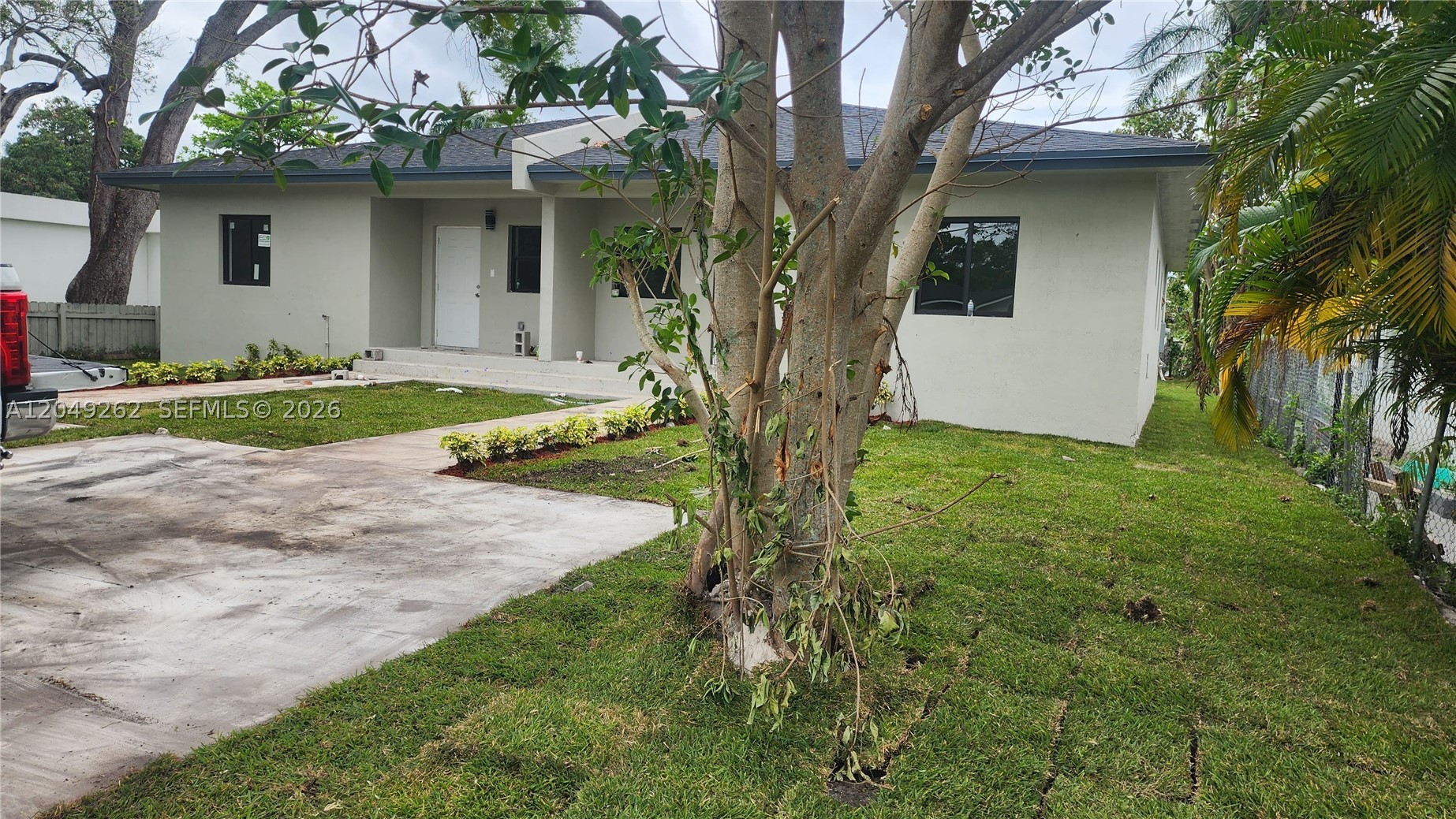 North Miami Beach photo 2