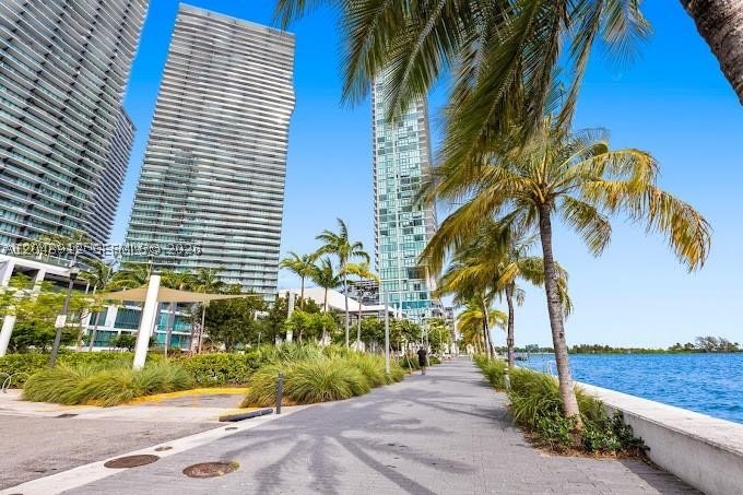 Miami photo 1