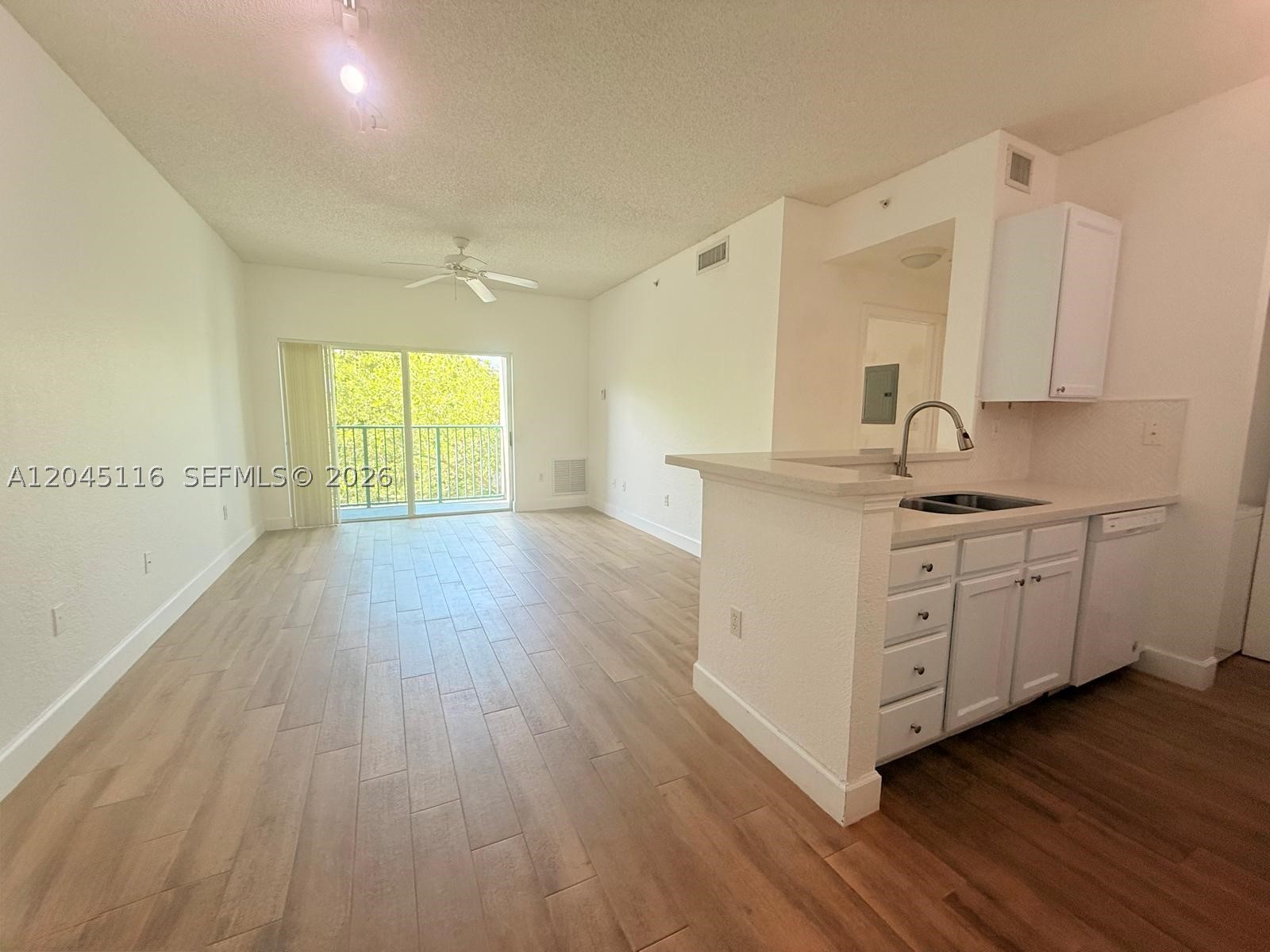 South Miami photo 2