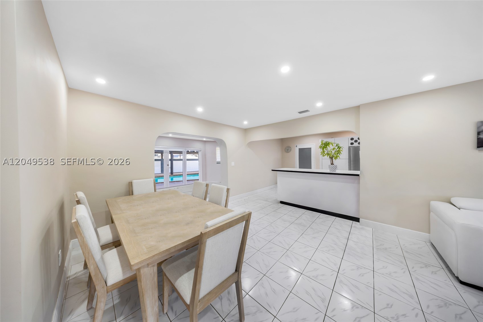 Hialeah photo 5