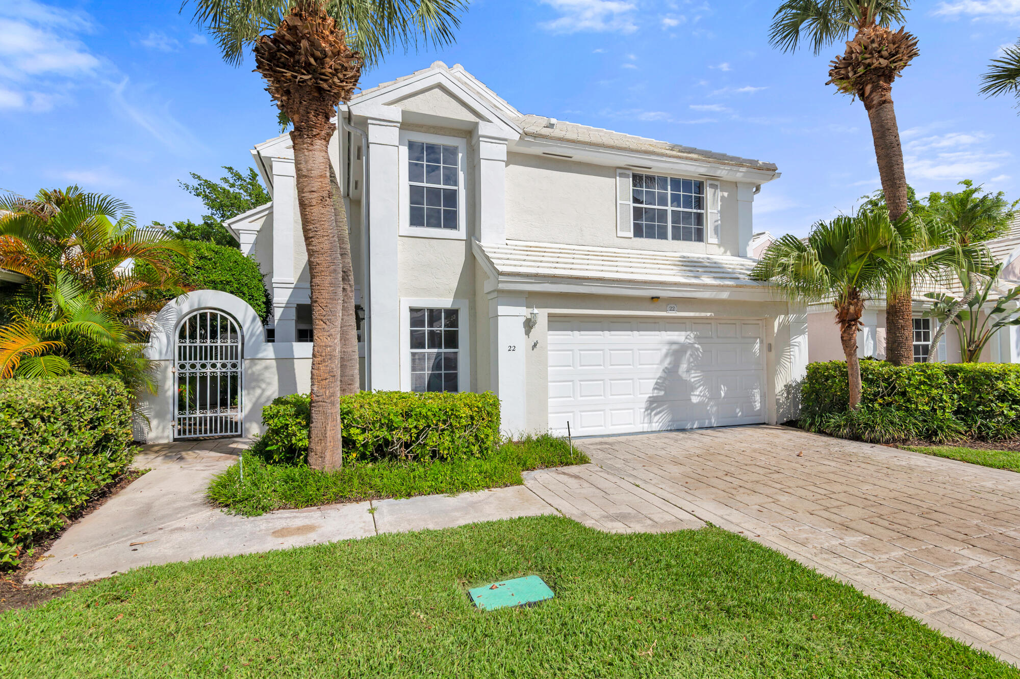 Palm Beach Gardens photo 1