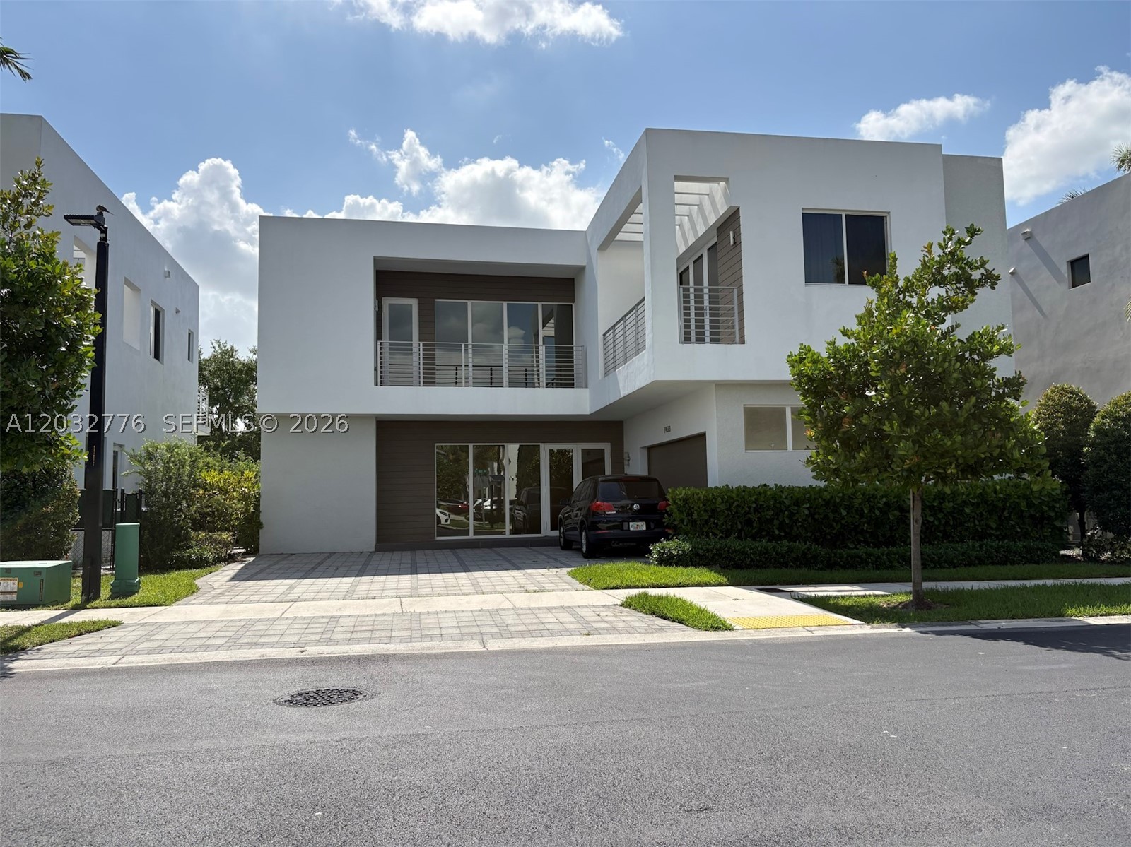 Doral photo 2