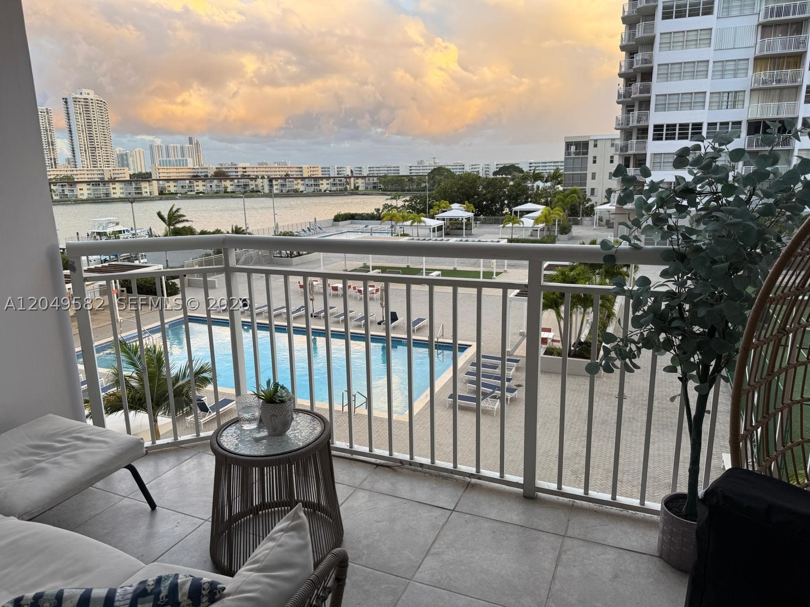 Aventura photo 1