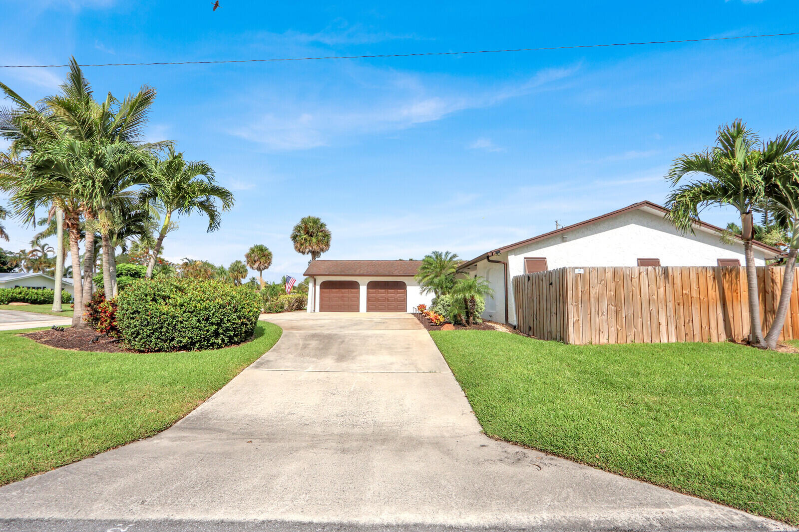 Palm Beach Gardens photo 2
