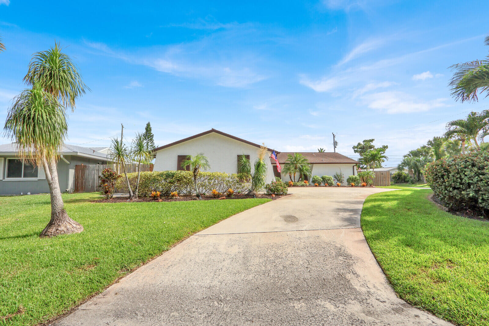 Palm Beach Gardens photo 3