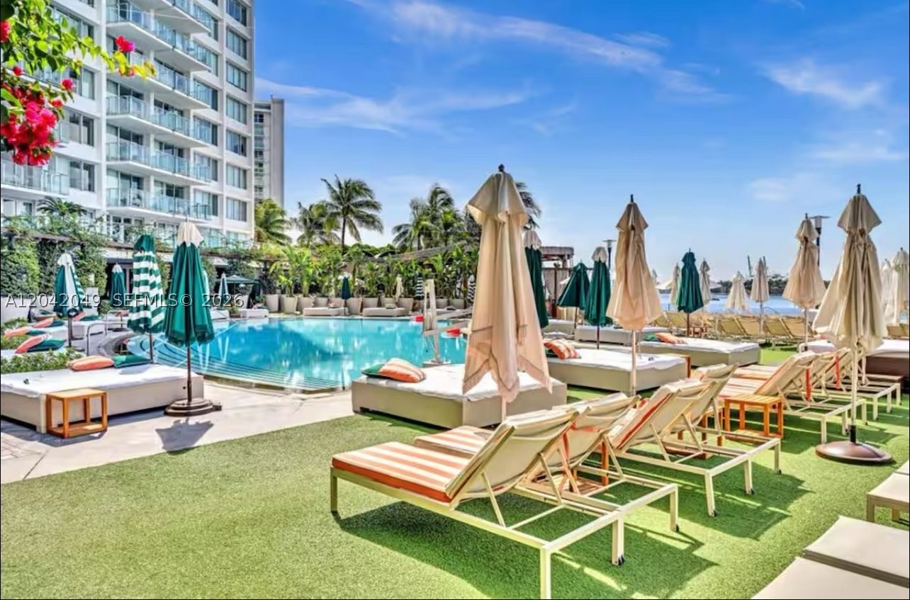 Miami Beach photo 2