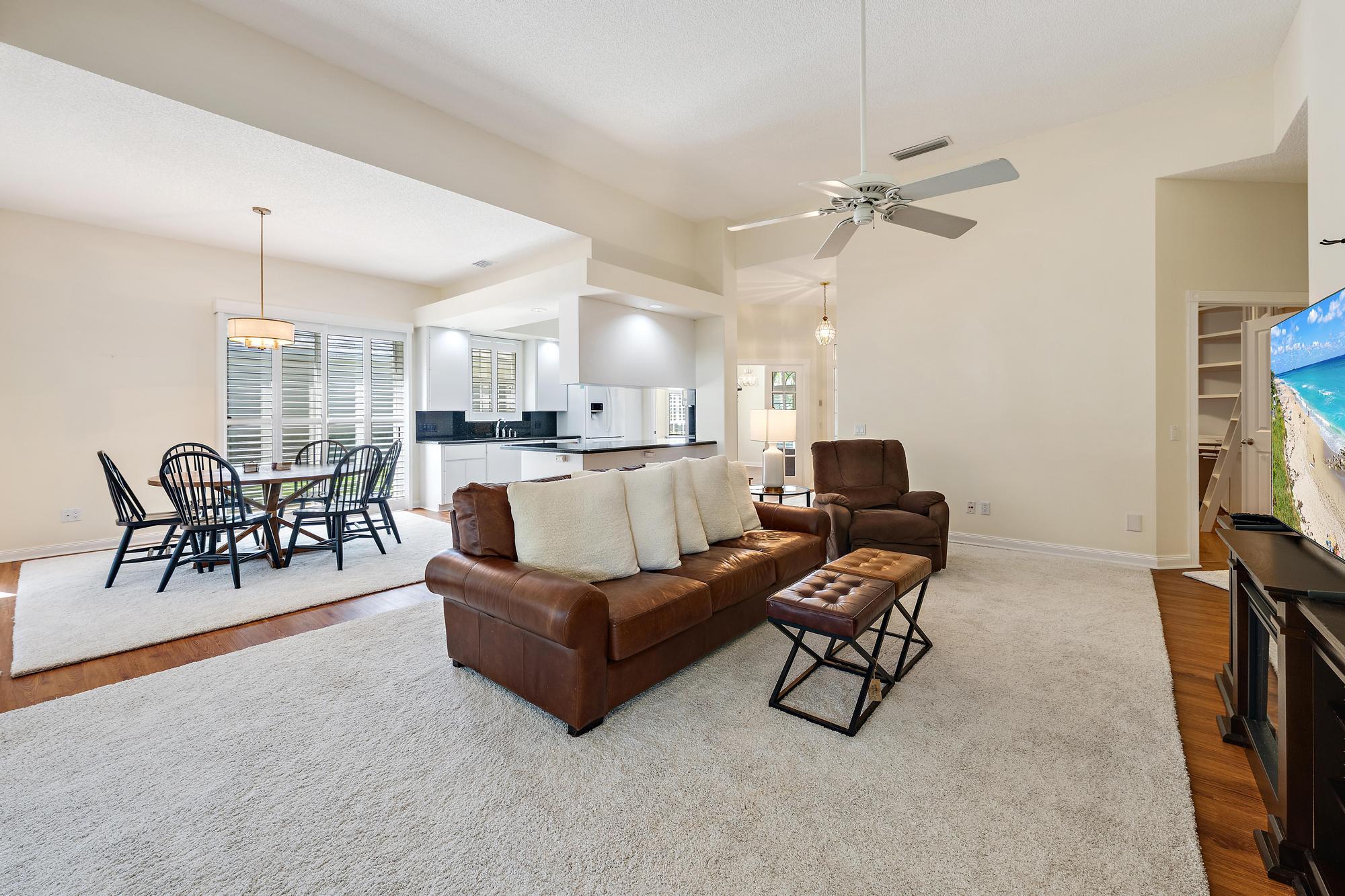 Palm Beach Gardens photo 3