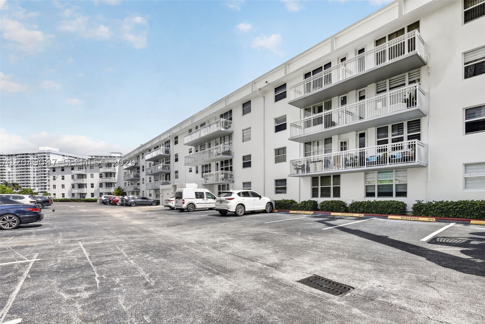 Hallandale Beach photo 4