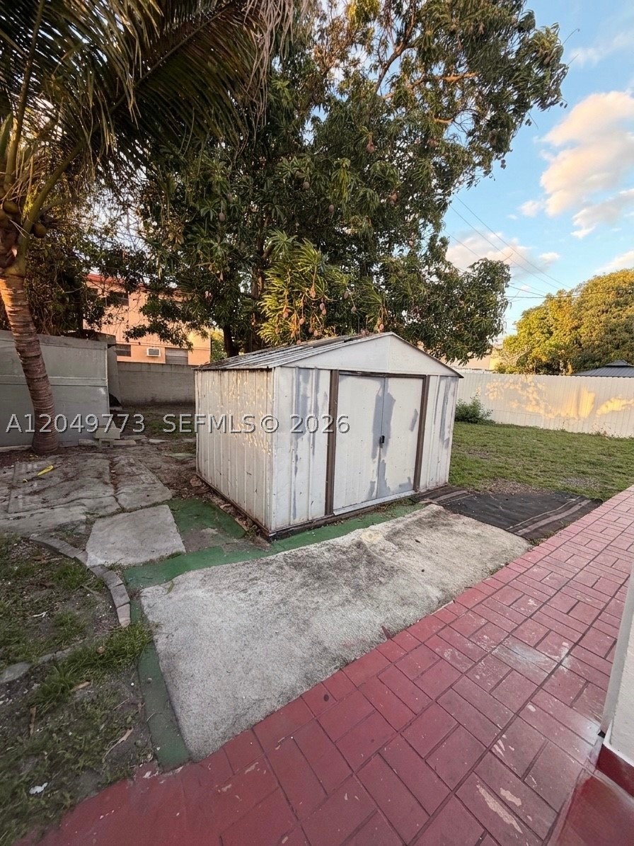Hialeah photo 3