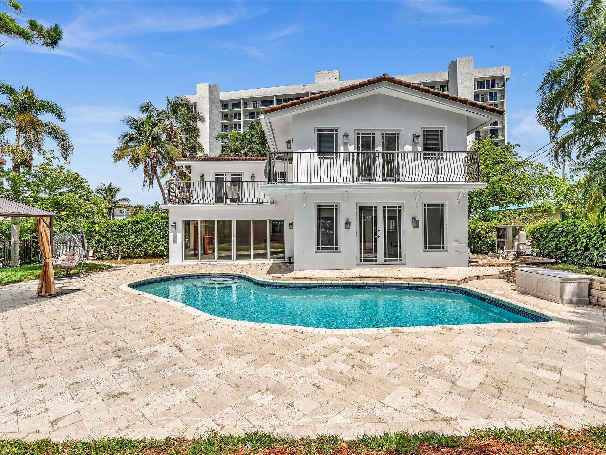 Pompano Beach photo 1