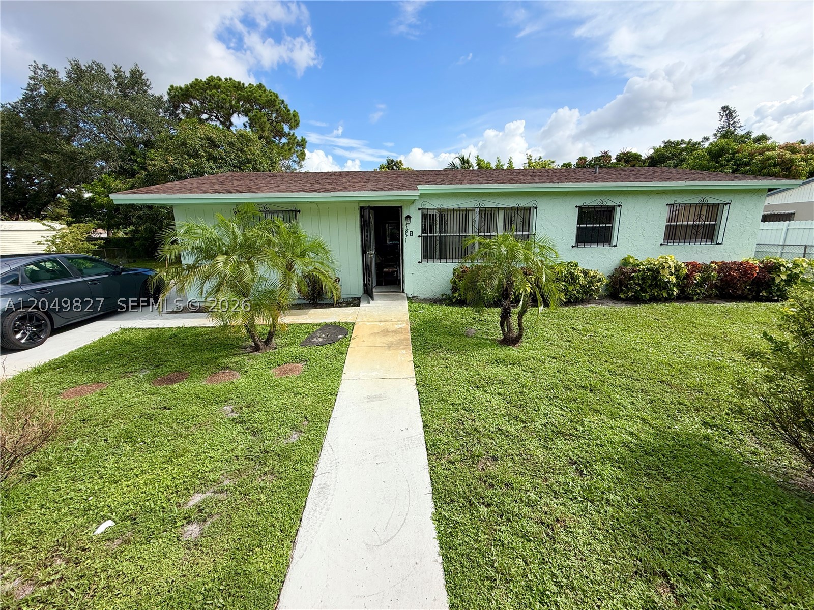 Miami Gardens photo 2