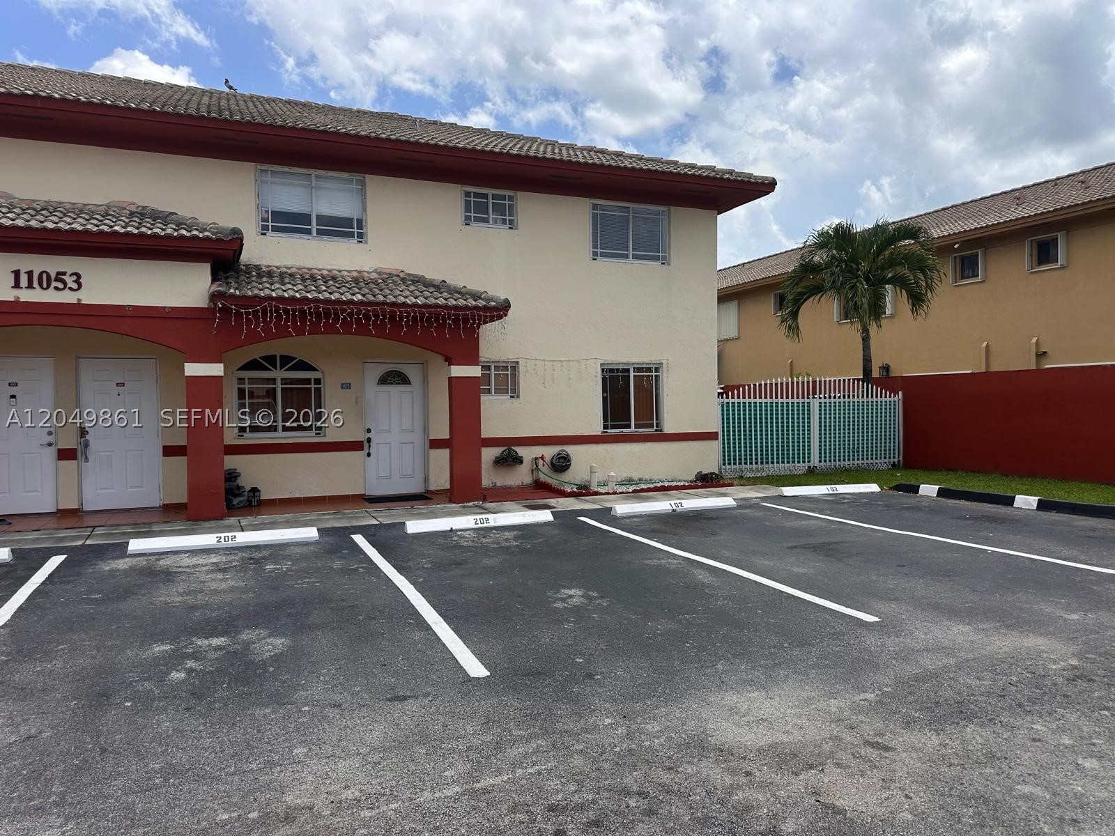 Hialeah Gardens photo 2