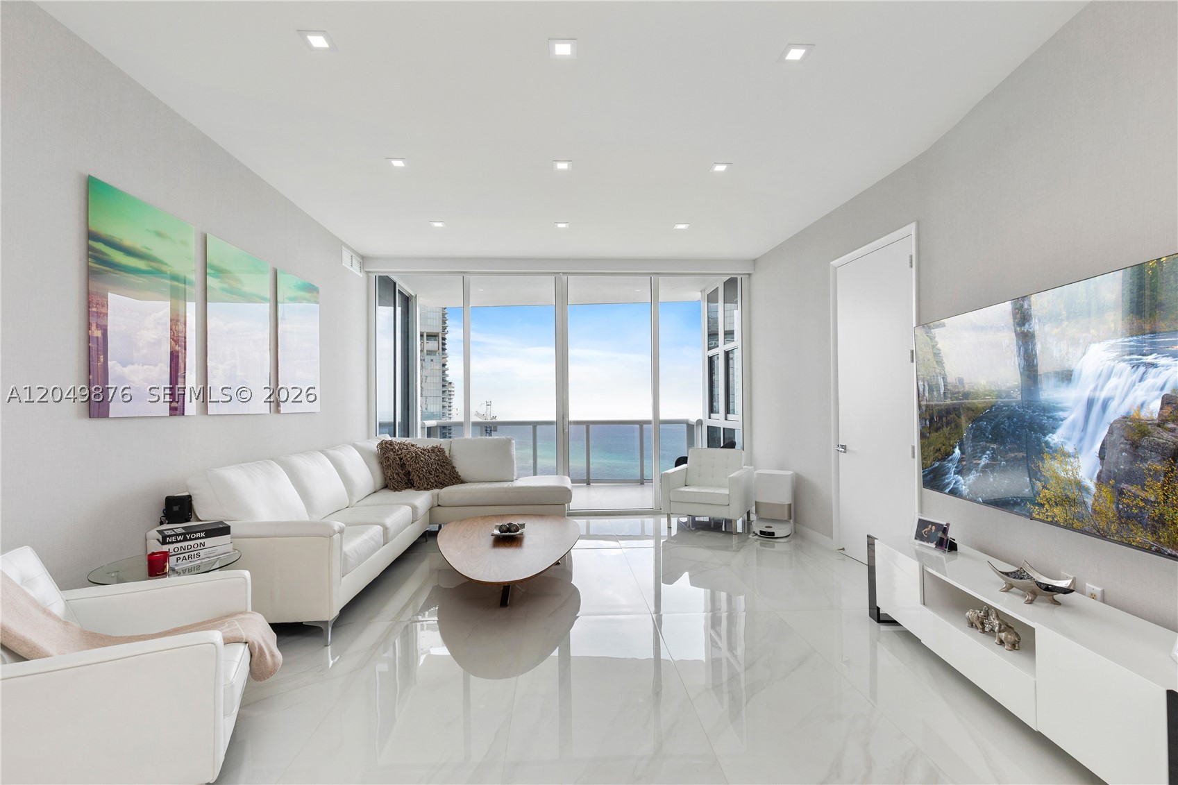 Sunny Isles Beach photo 1
