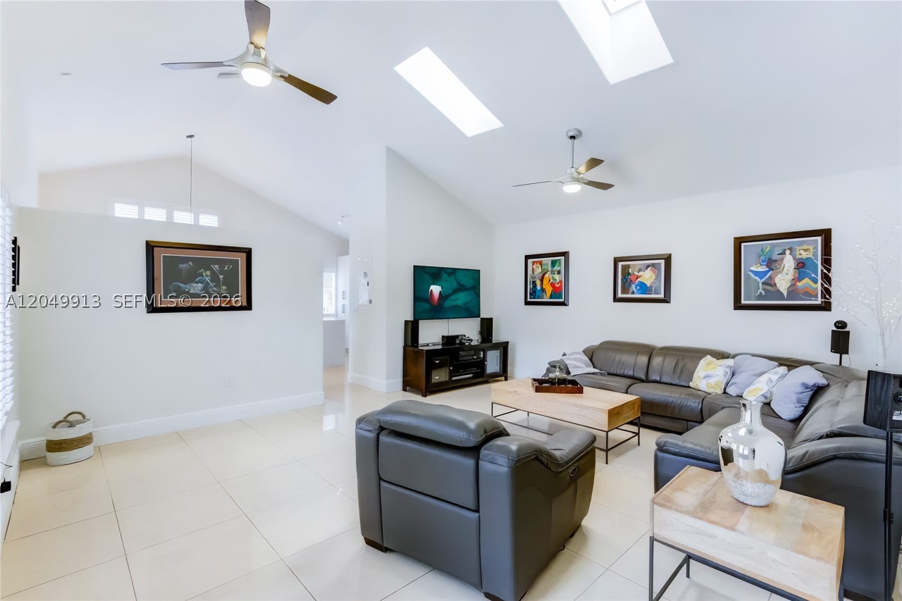 Miami Lakes photo 3