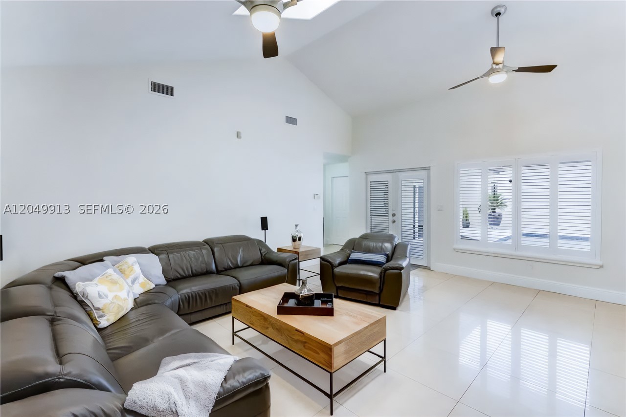 Miami Lakes photo 5