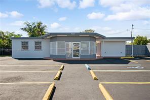 Hallandale Beach photo 2