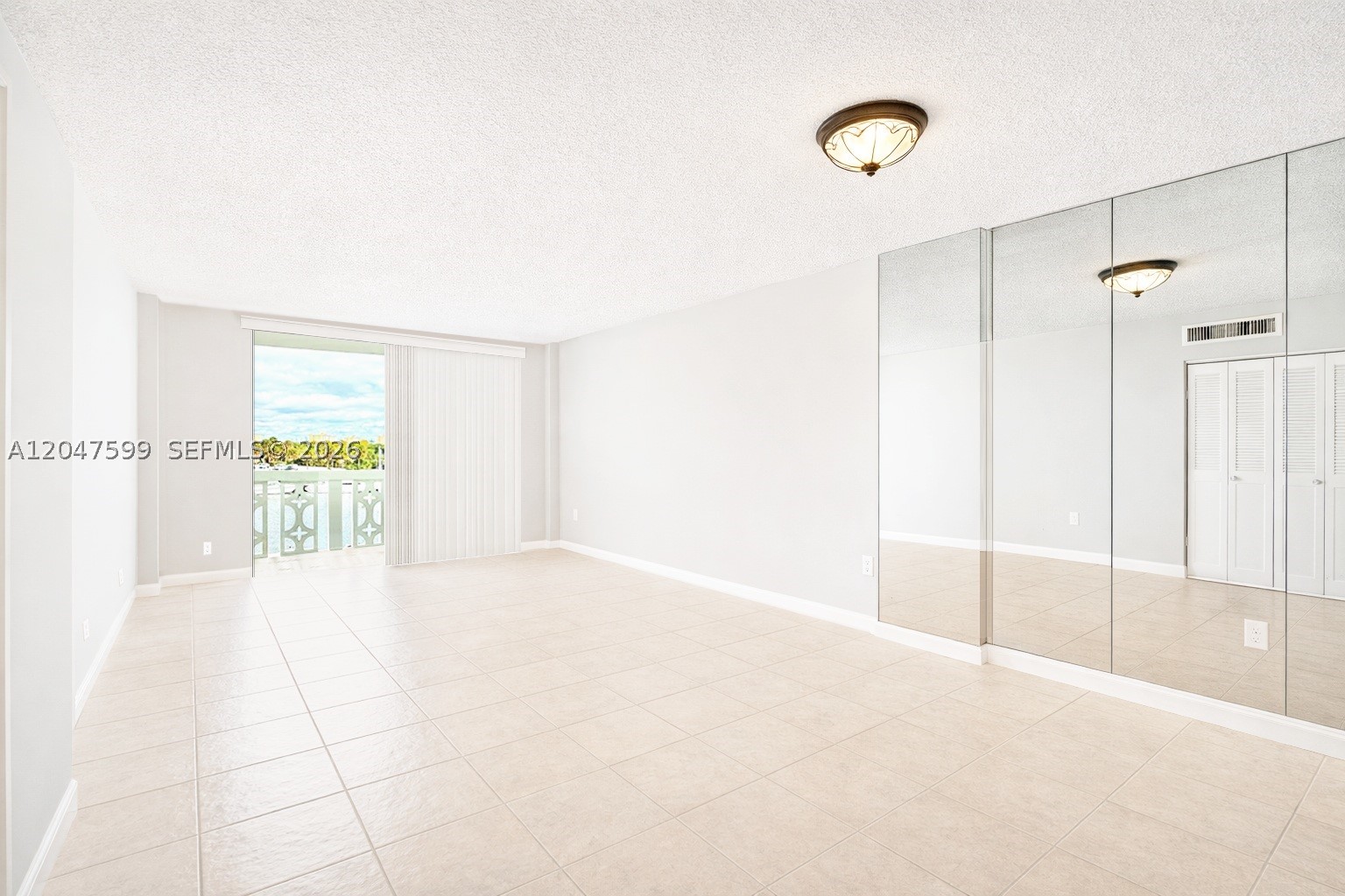 North Miami photo 2