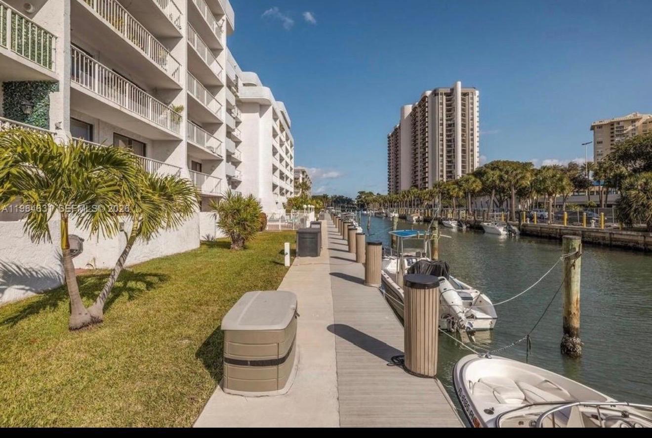 Miami photo 1