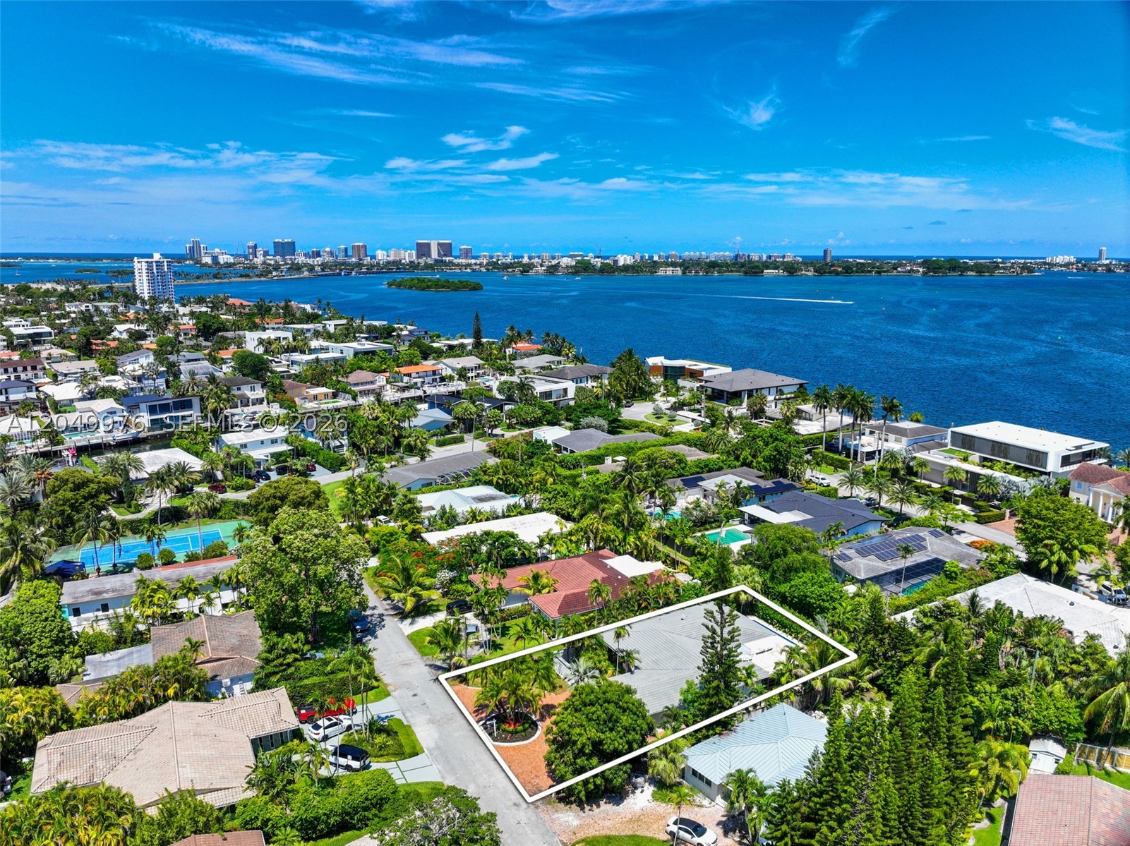 North Miami photo 1