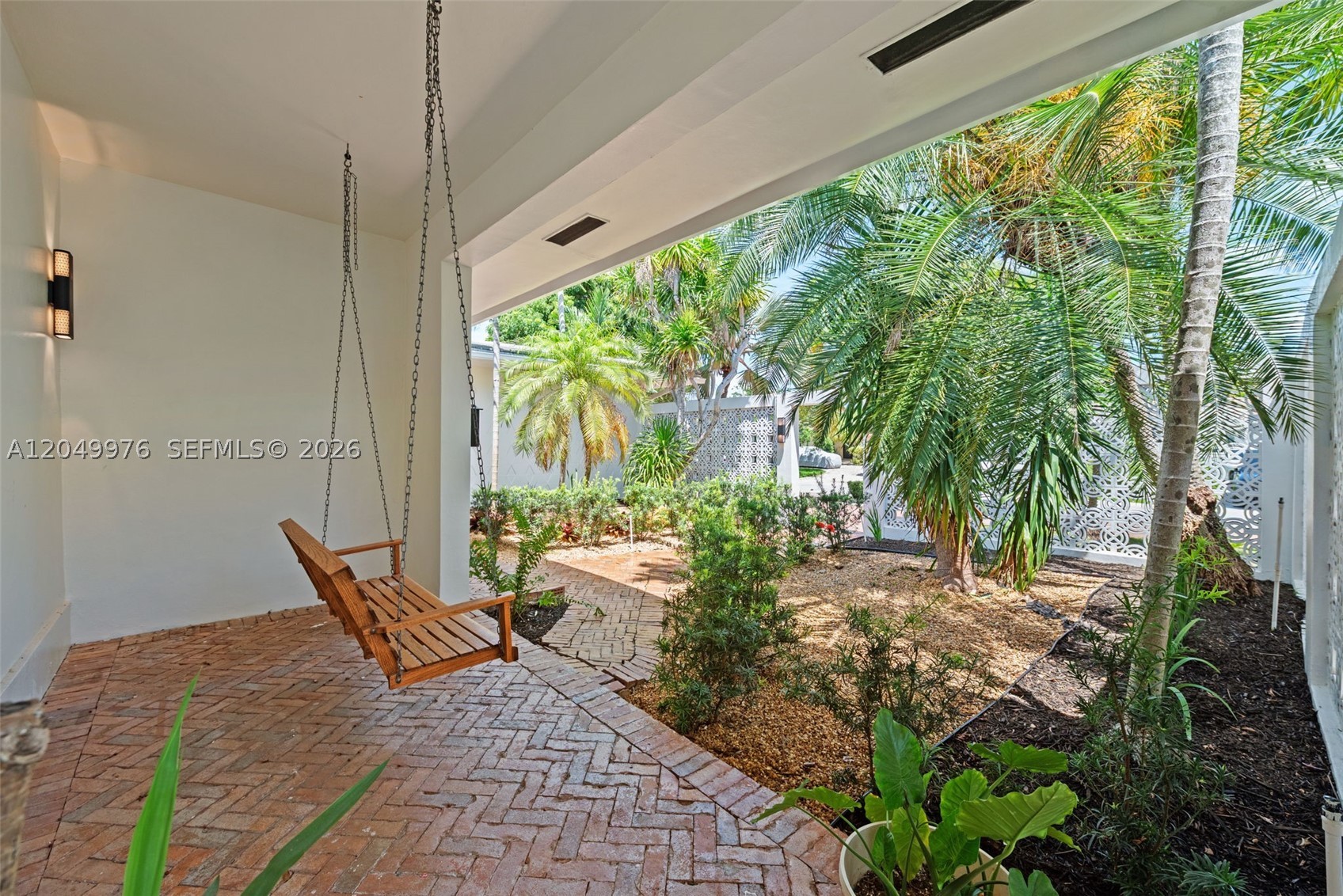 North Miami photo 3